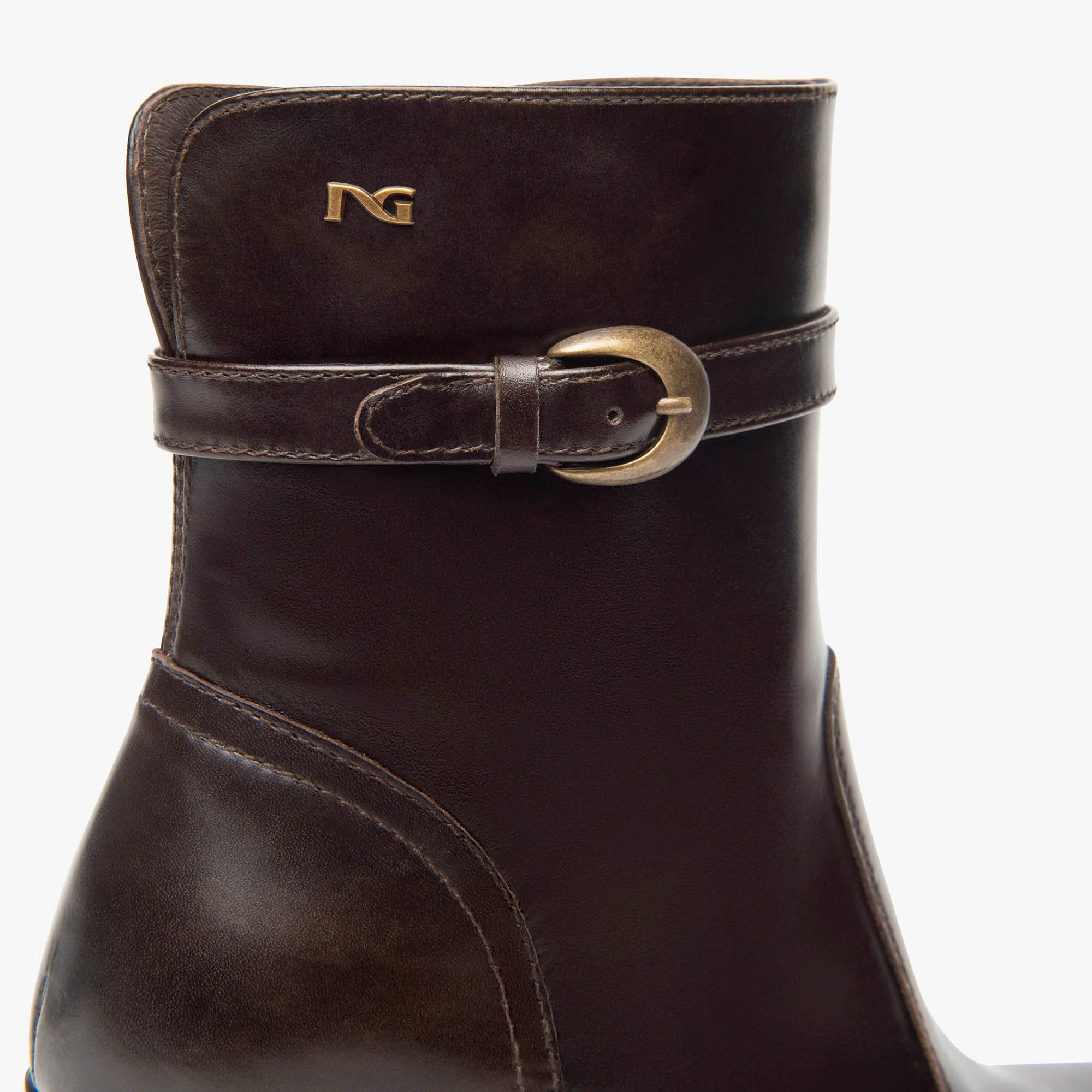 MANOLETE_TR_CAPUAGLO_I513851D_300_Image_3