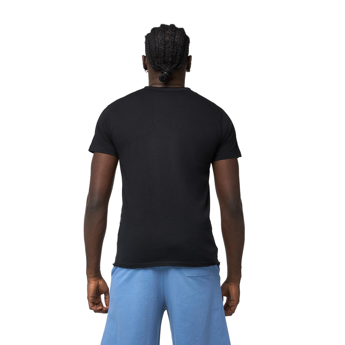 MAN_BEACH_M5666S8J03_09_Image_4