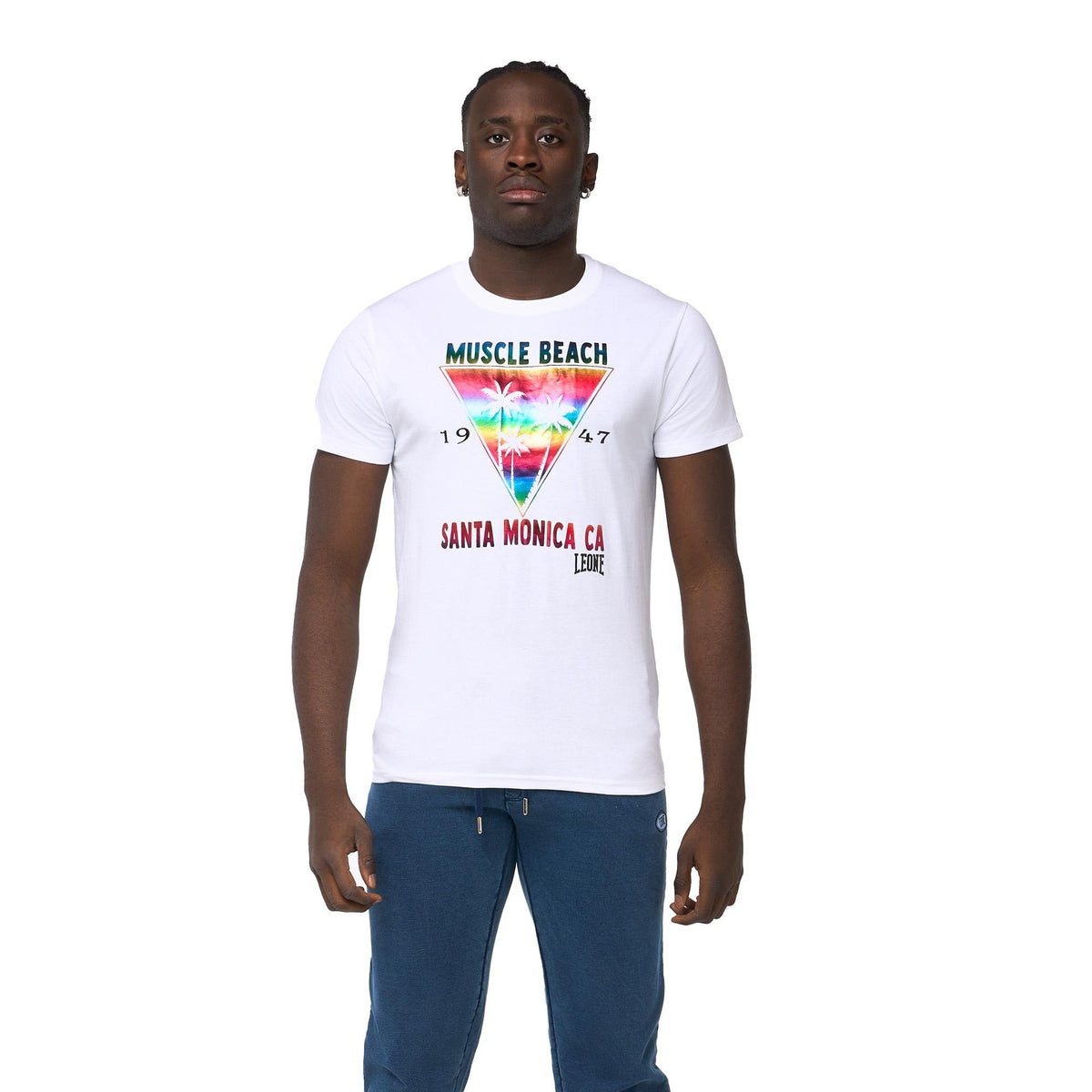 MAN_BEACH_M5667S8J03_00_Image_2