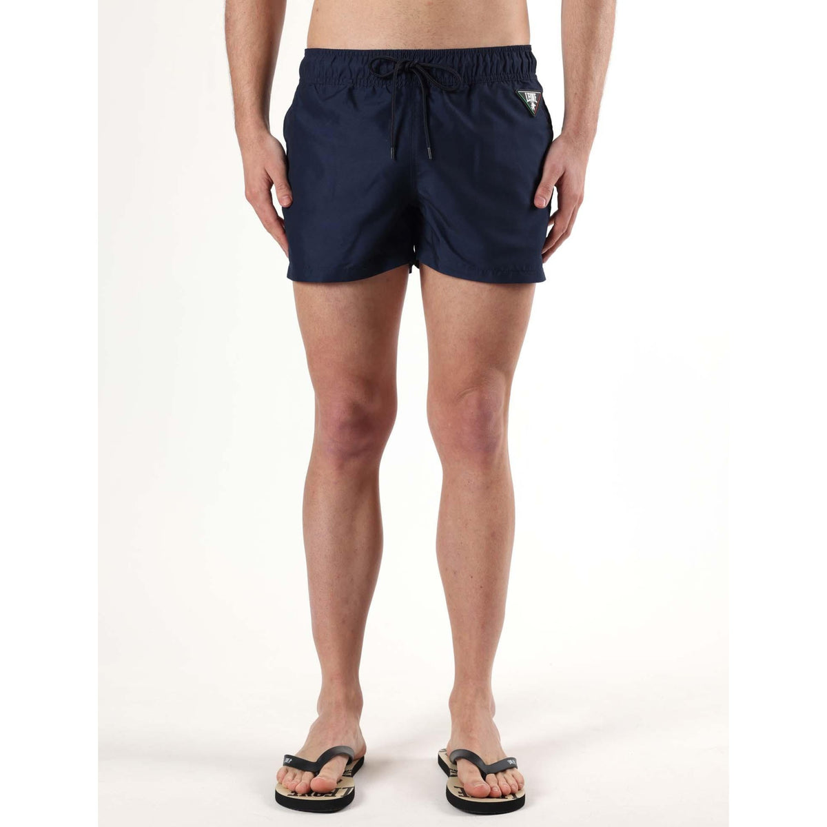MAN_BEACH_SHORT_M5780B10N01_10_Image_2