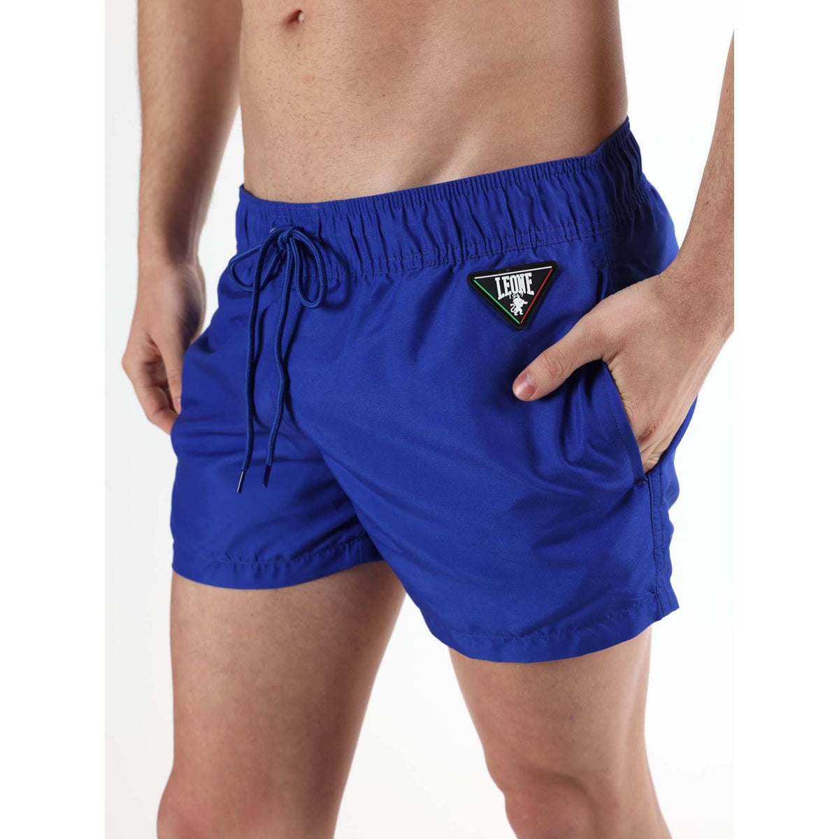 MAN_BEACH_SHORT_M5780B10N01_140_Image_4