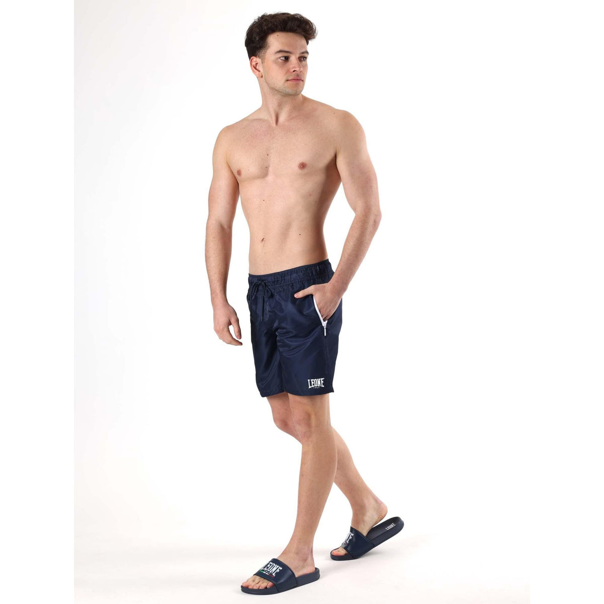 MAN_BEACH_SHORT_M5783B10N01_10_Image_3