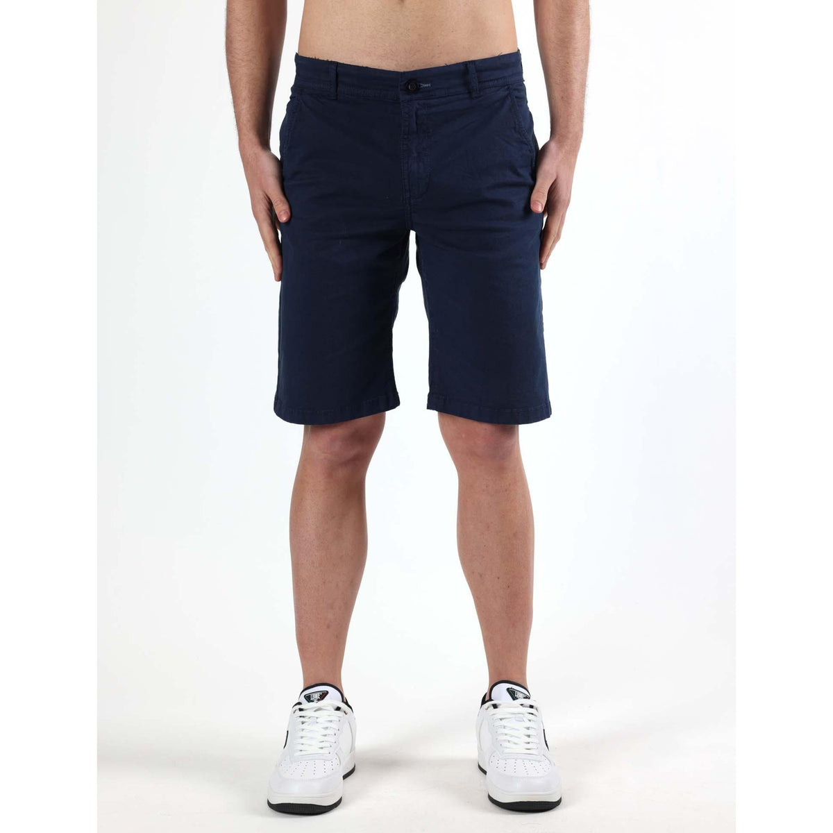 MAN_BERMUDA_CHINOS_M5672B8T15_10_Image_2