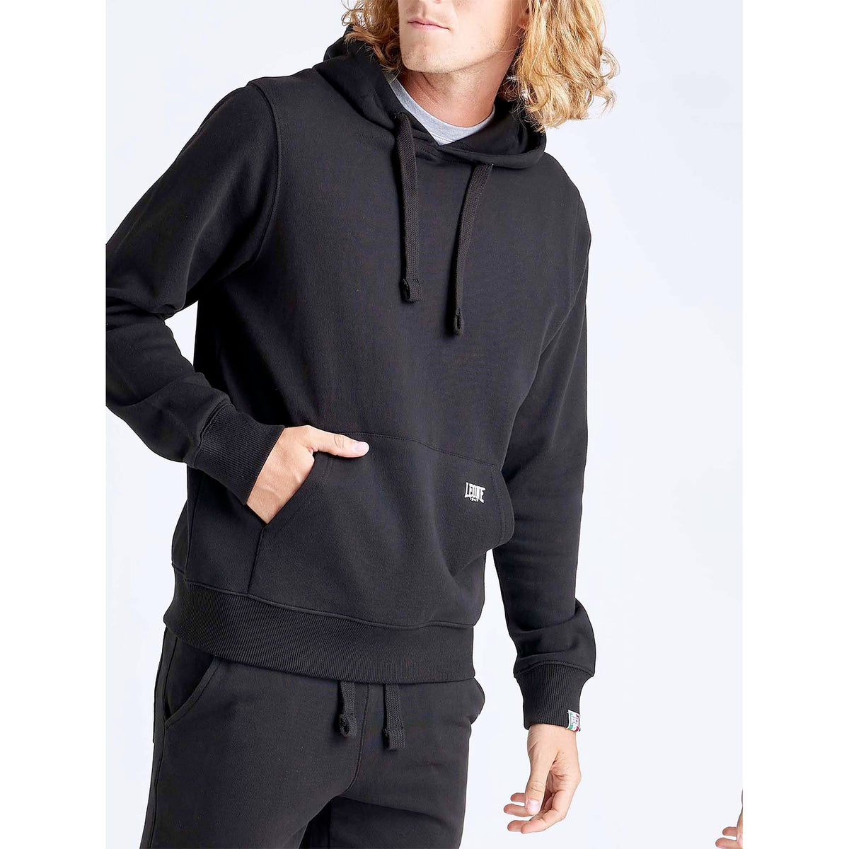 MAN_HOODY_BASIC_SMALL_LOGO_M3002T5F01_09_Image_5