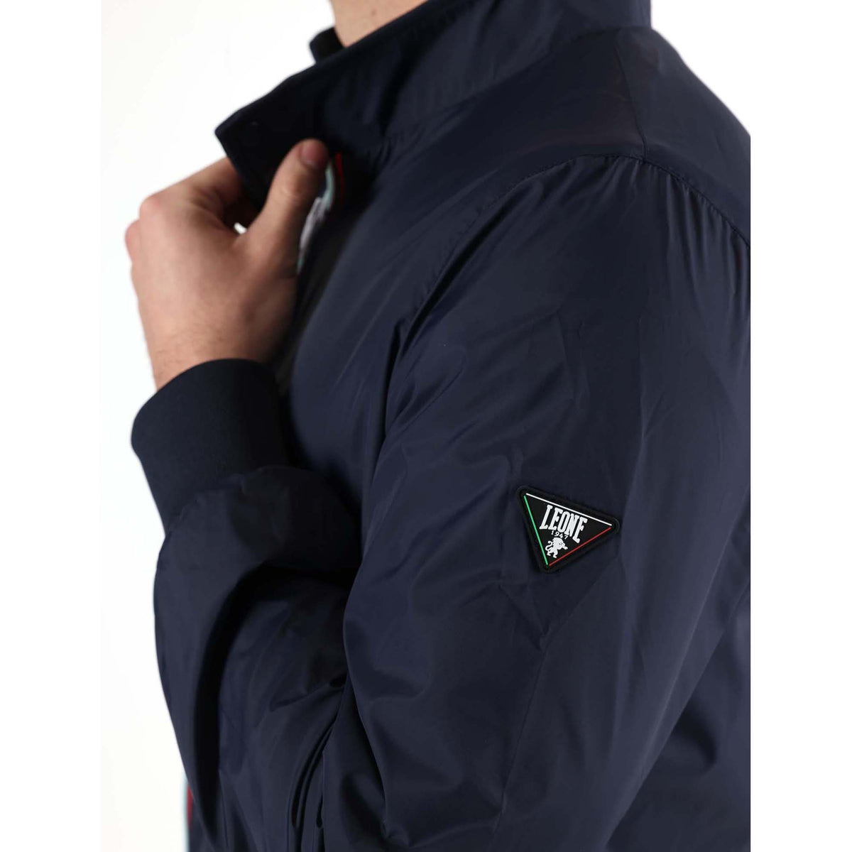 MAN_JACKETS_BASIC_M5638J8N01_10_Image_3
