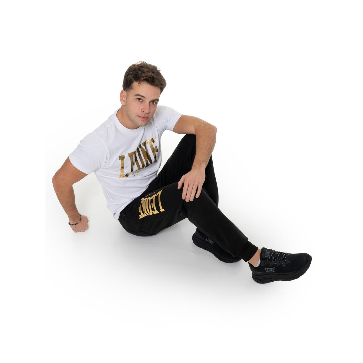 MAN_SWEATPANTS_GOLD_M6904P12F10_09_Image_6
