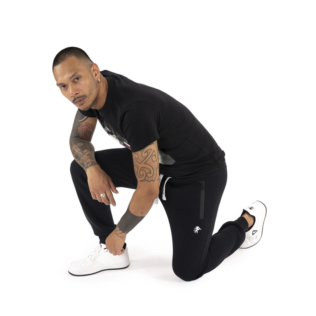 MAN_SWEATPANTS_SMOOTH_M6044P9F08_09_Image_6