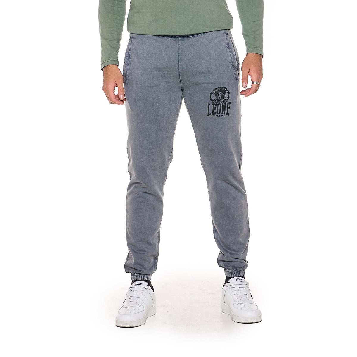 MAN_SWEATPANTS_TREATMENTS_M6053P9F06_06_Image_2