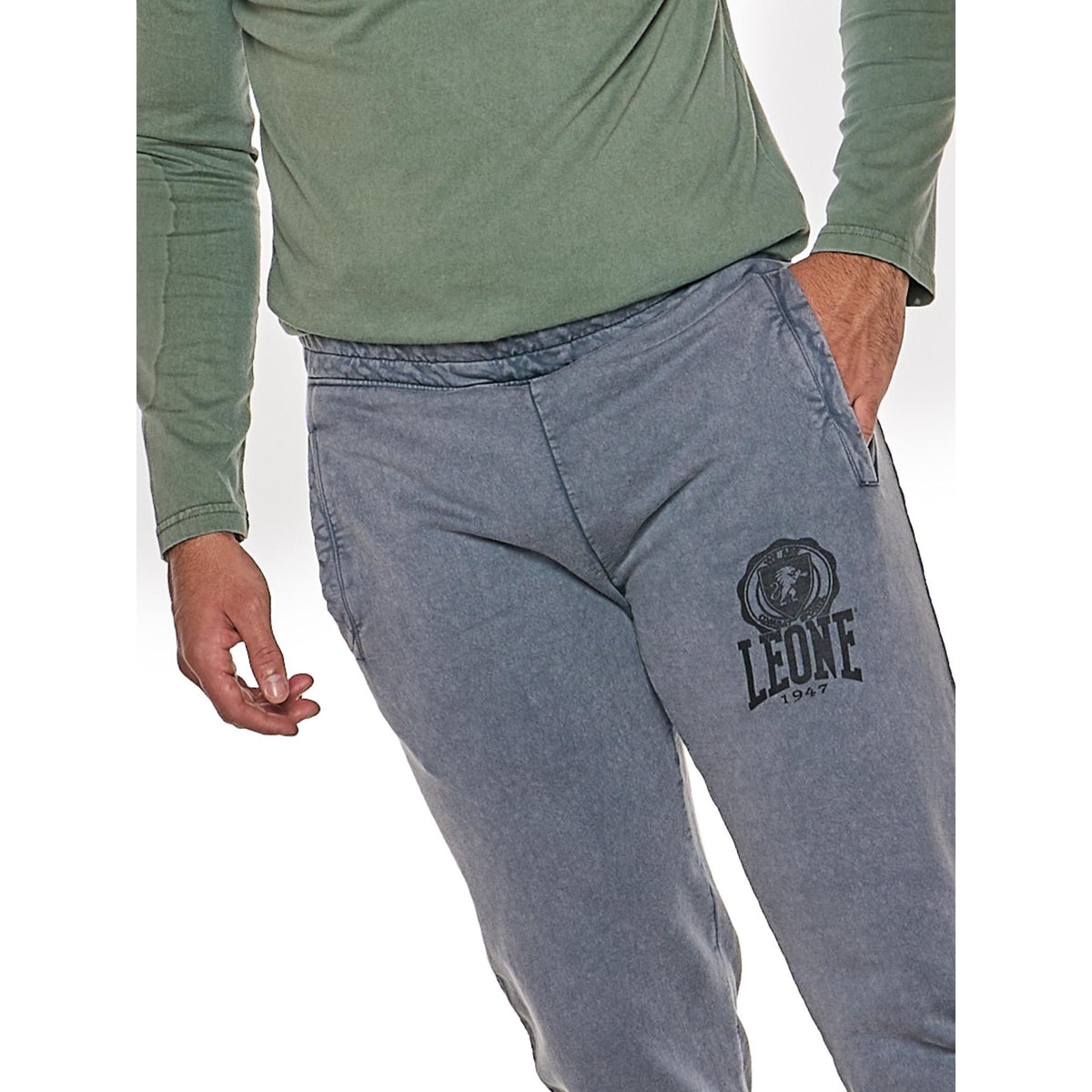 MAN_SWEATPANTS_TREATMENTS_M6053P9F06_06_Image_6