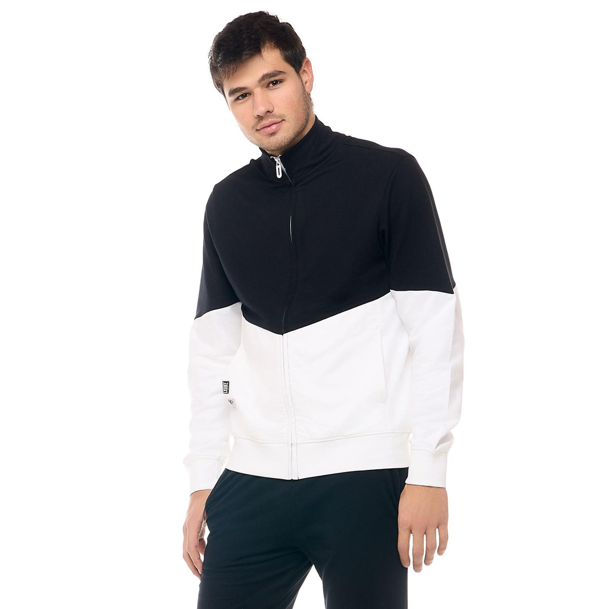MAN_TRACKSUITS_ACTIVE_M5619A8F10A_0900_Image_3