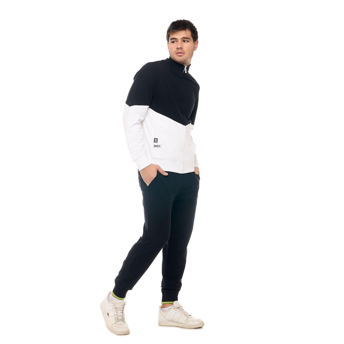 MAN_TRACKSUITS_ACTIVE_M5619A8F10A_0900_Image_4