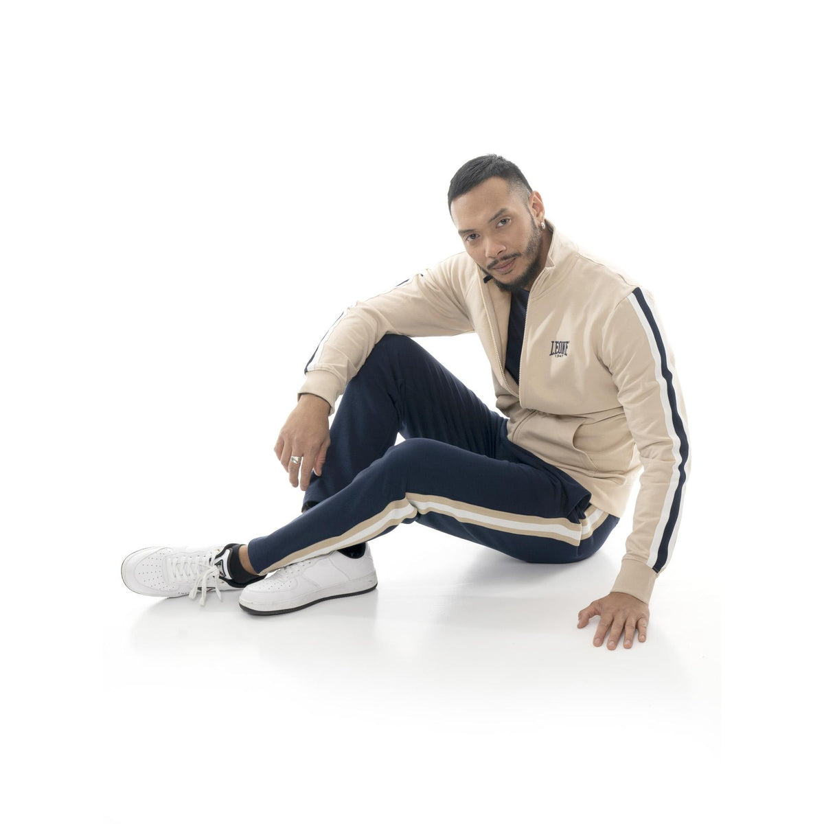 MAN_TRACKSUITS_EASY_M6447A10F11A_8010_Image_6