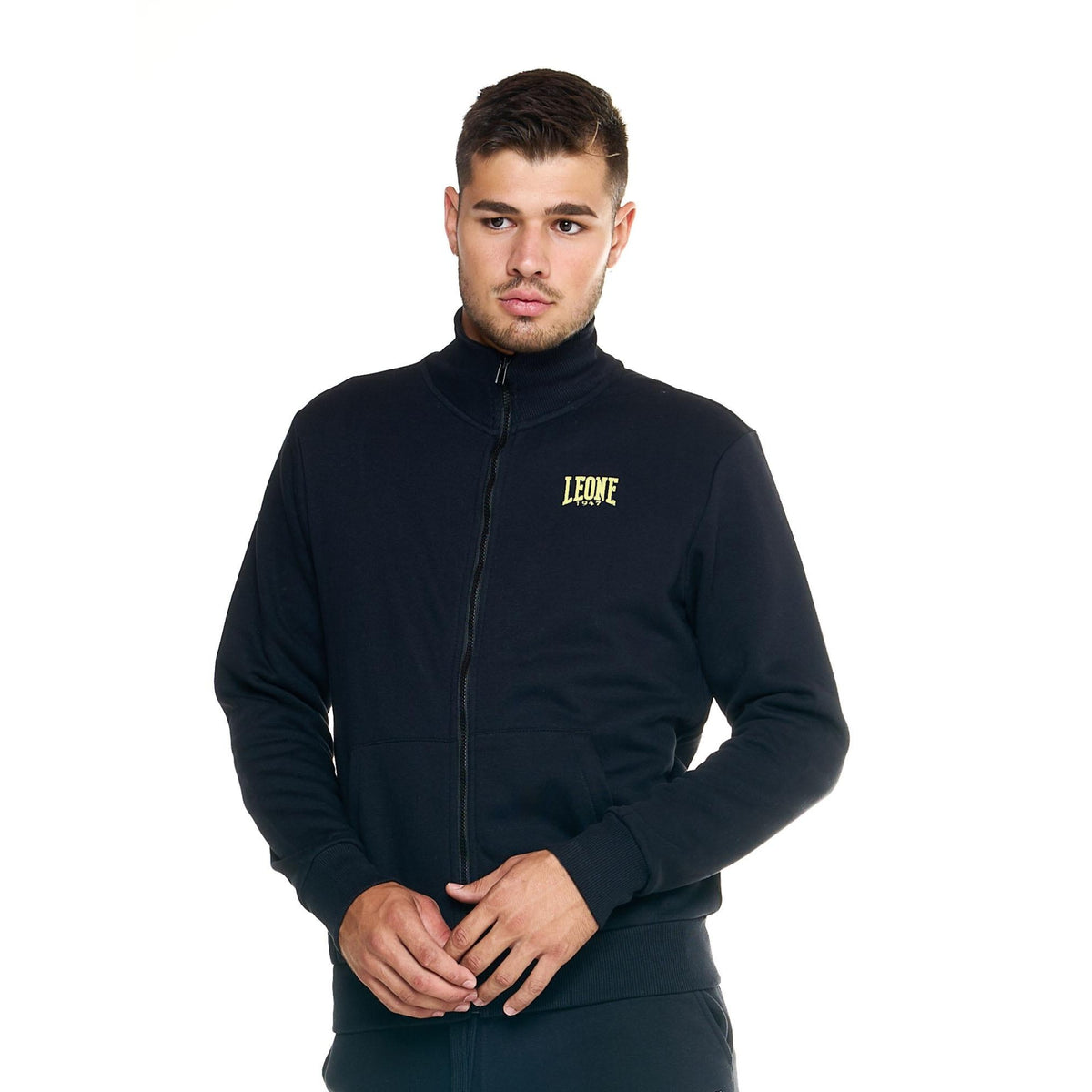 MAN_TRACKSUITS_HISTORY_M4071A5F02A_09_Image_3