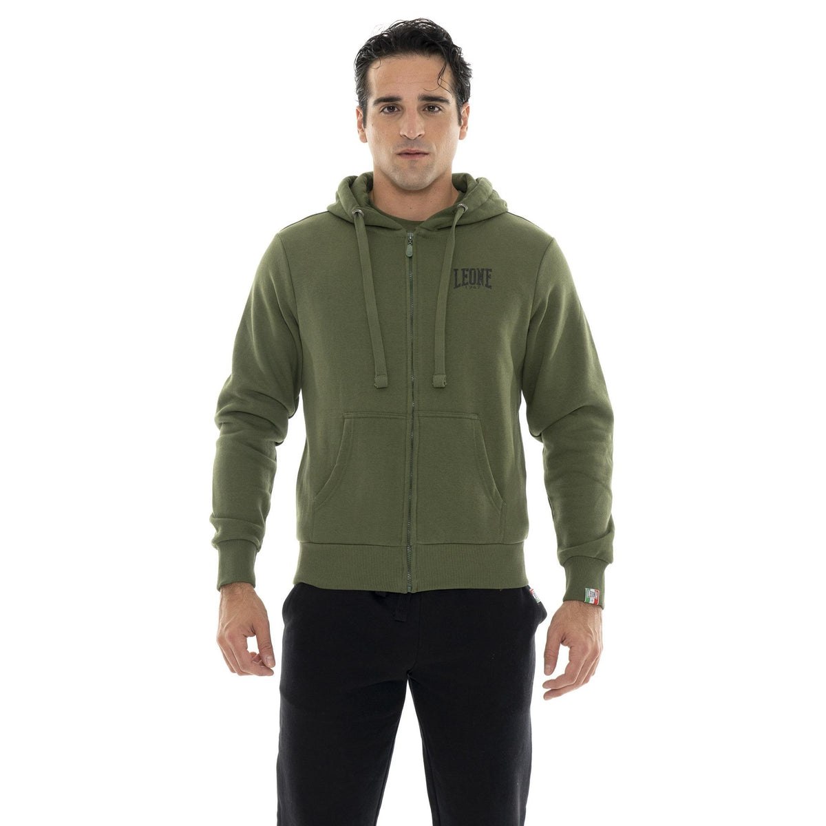 MAN_TRACKSUITS_ICONIC_VINTAGE_M869A11F07A_20809_Image_2