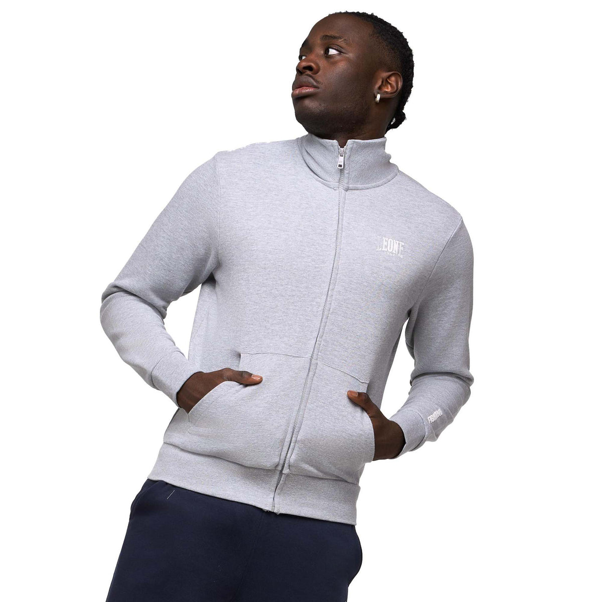 MAN_TRACKSUITS_LOGO_M323A8F42A_0410_Image_5