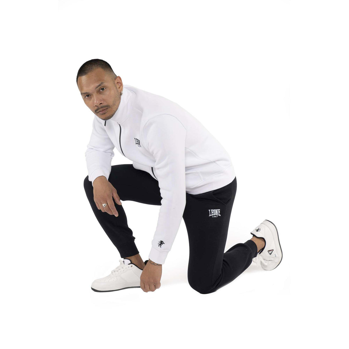 MAN_TRACKSUITS_SMOOTH_M6041A9F08A_0009_Image_5