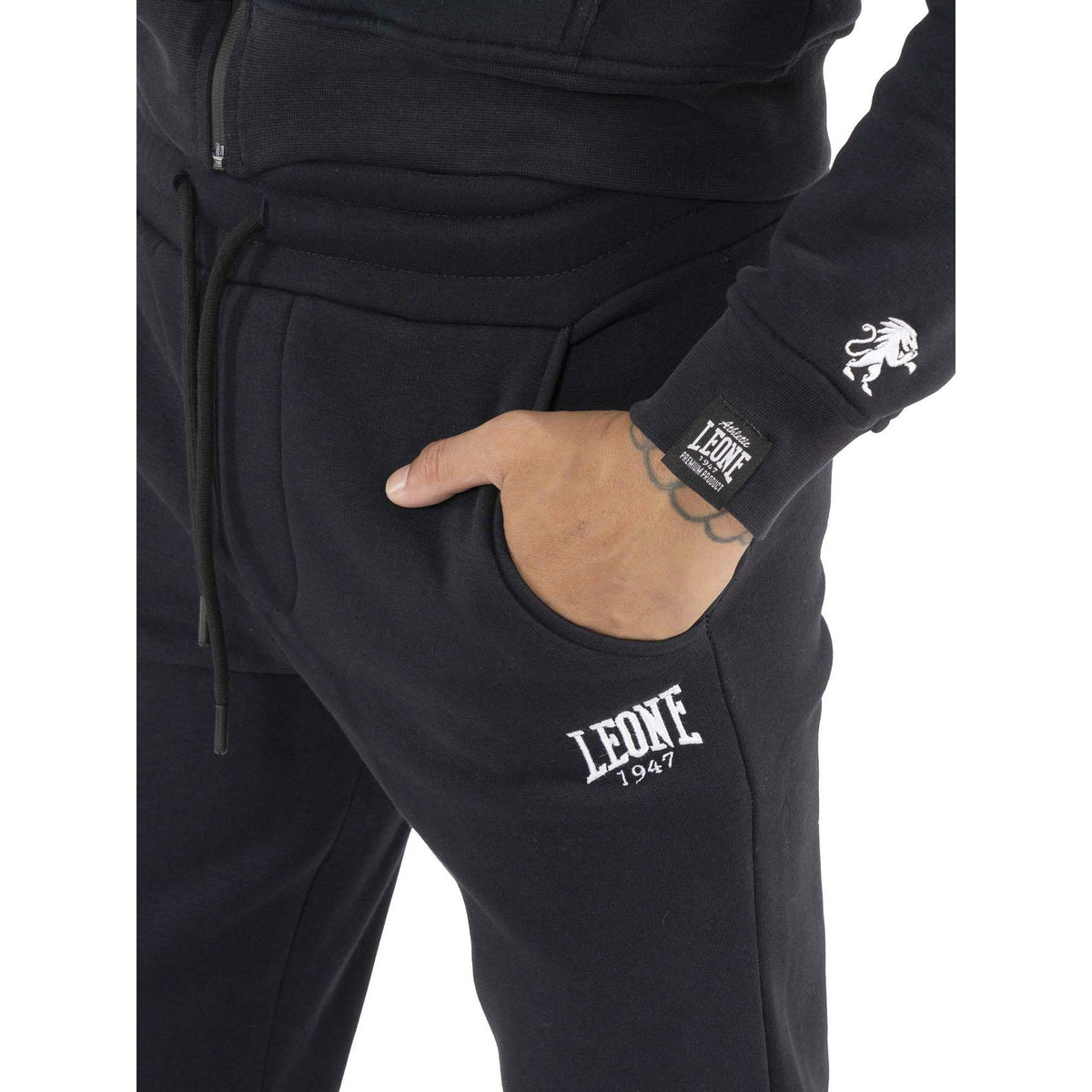 MAN_TRACKSUITS_SMOOTH_M6041A9F08A_09_Image_3