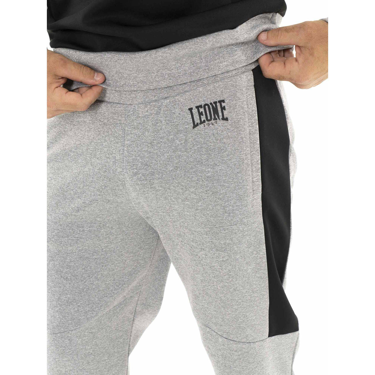 MAN_TRACKSUITS_TECH_M6759A11N00A_05_Image_3