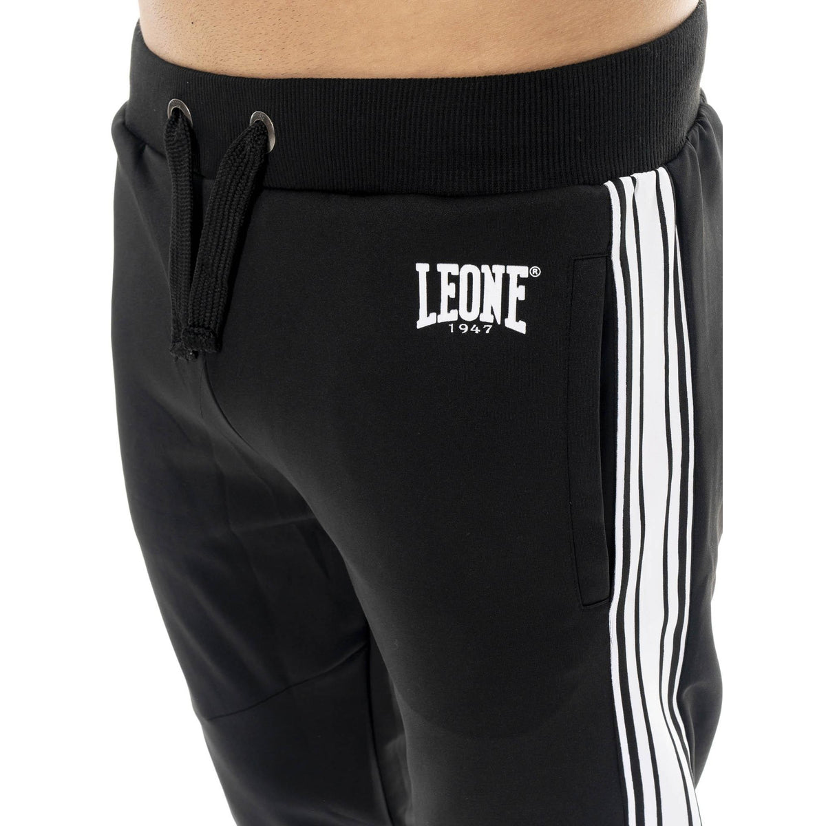 MAN_TRACKSUITS_TECH_M6760A11N00A_09_Image_4