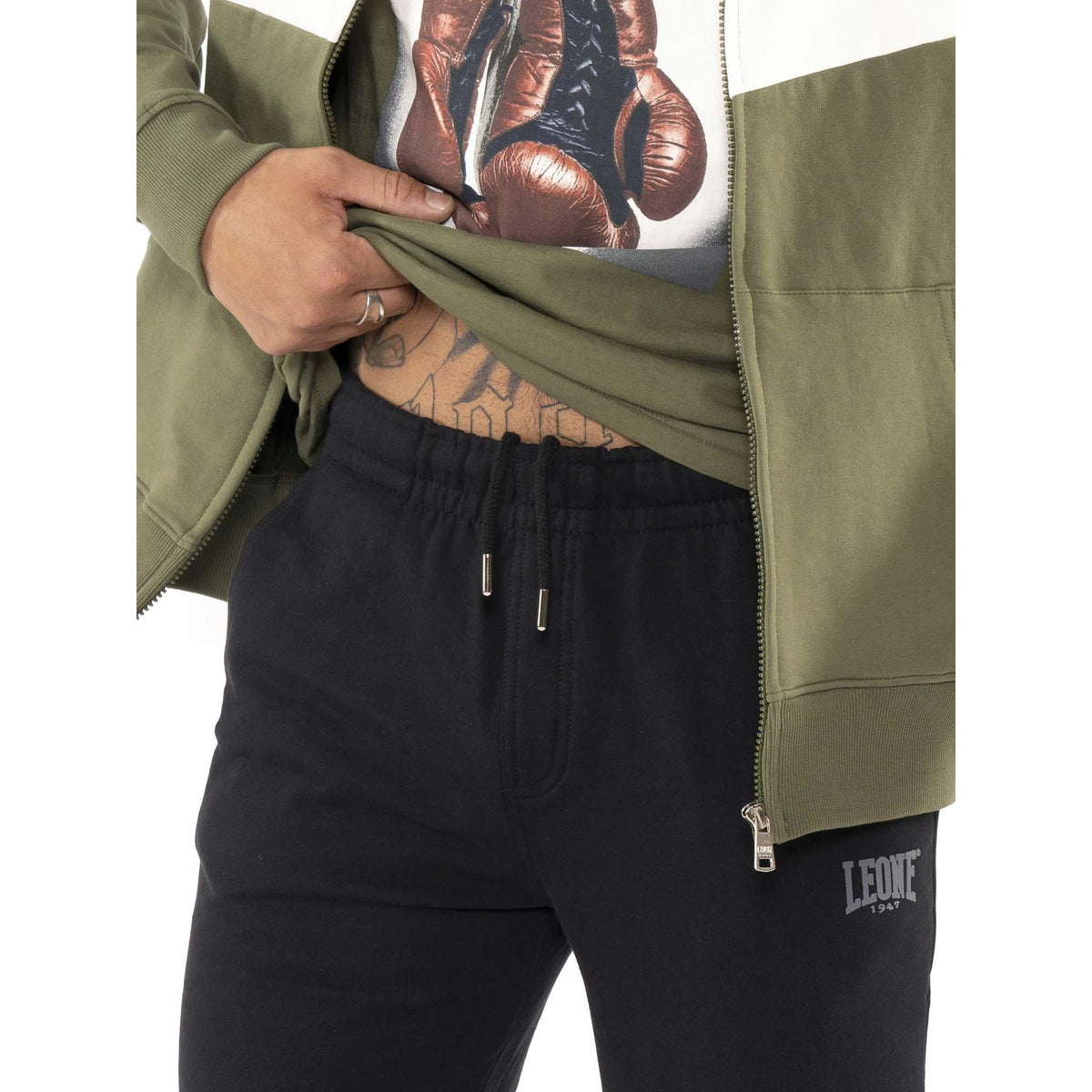 MAN_TRACKSUITS_VARSITY_M6037A9F25A_20809_Image_4