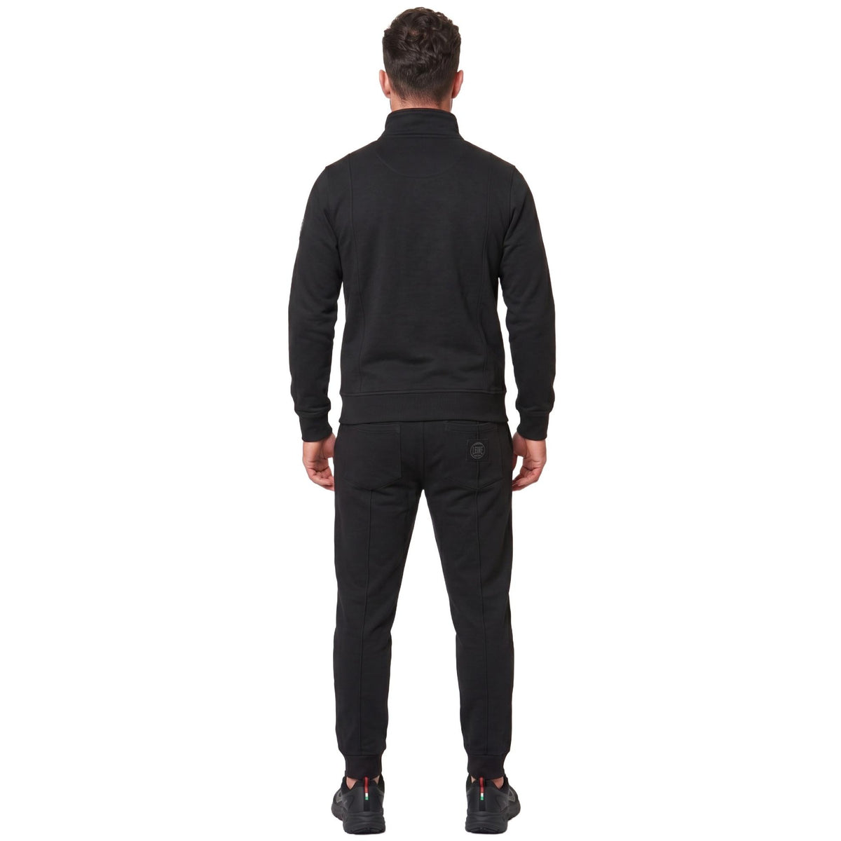 MAN_TRAVELWEAR_M7245A13F47_09_Image_5