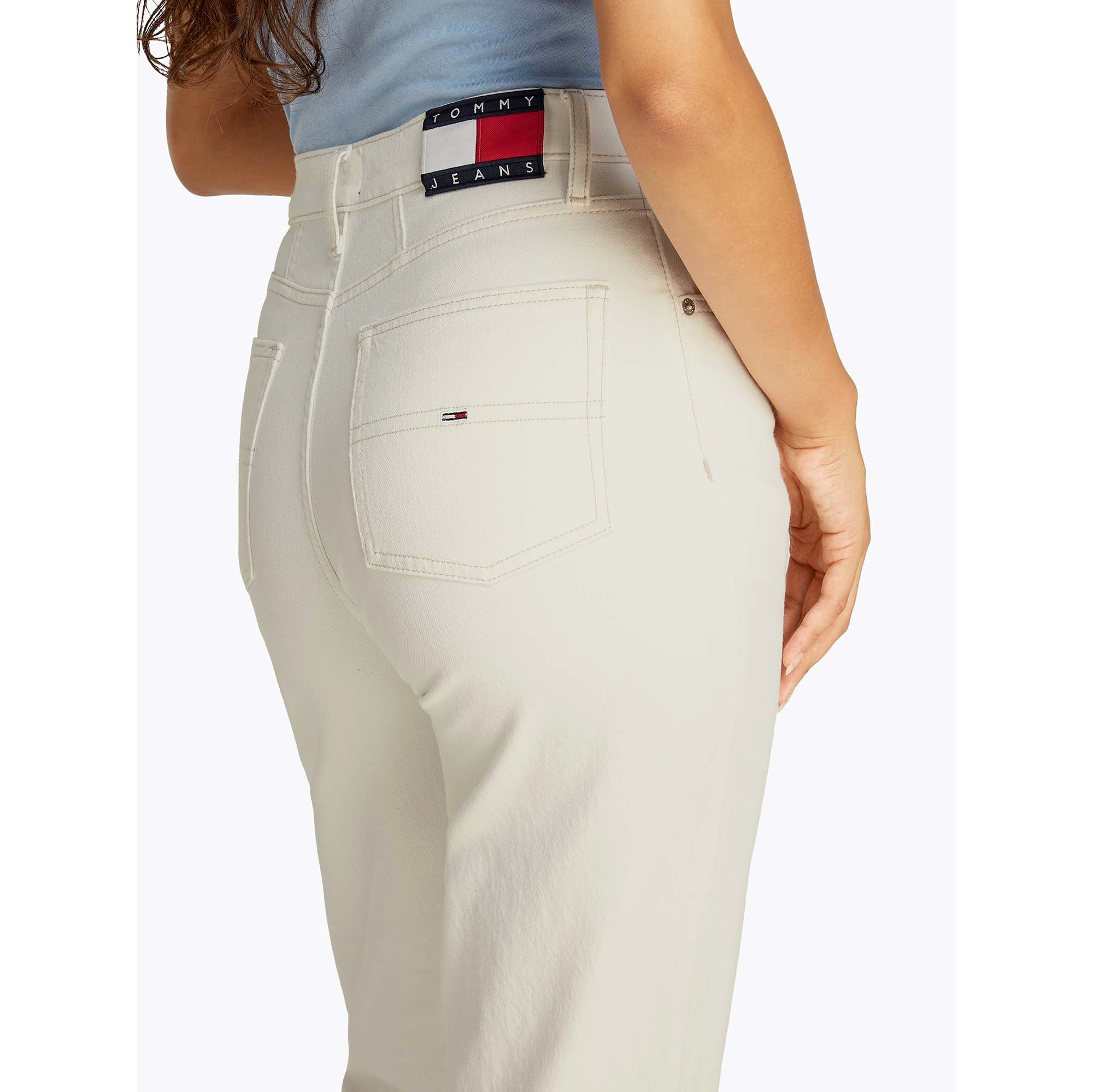 MOM_JEAN_UH_TPR_BI4_DW0DW20042_1CE_Image_5