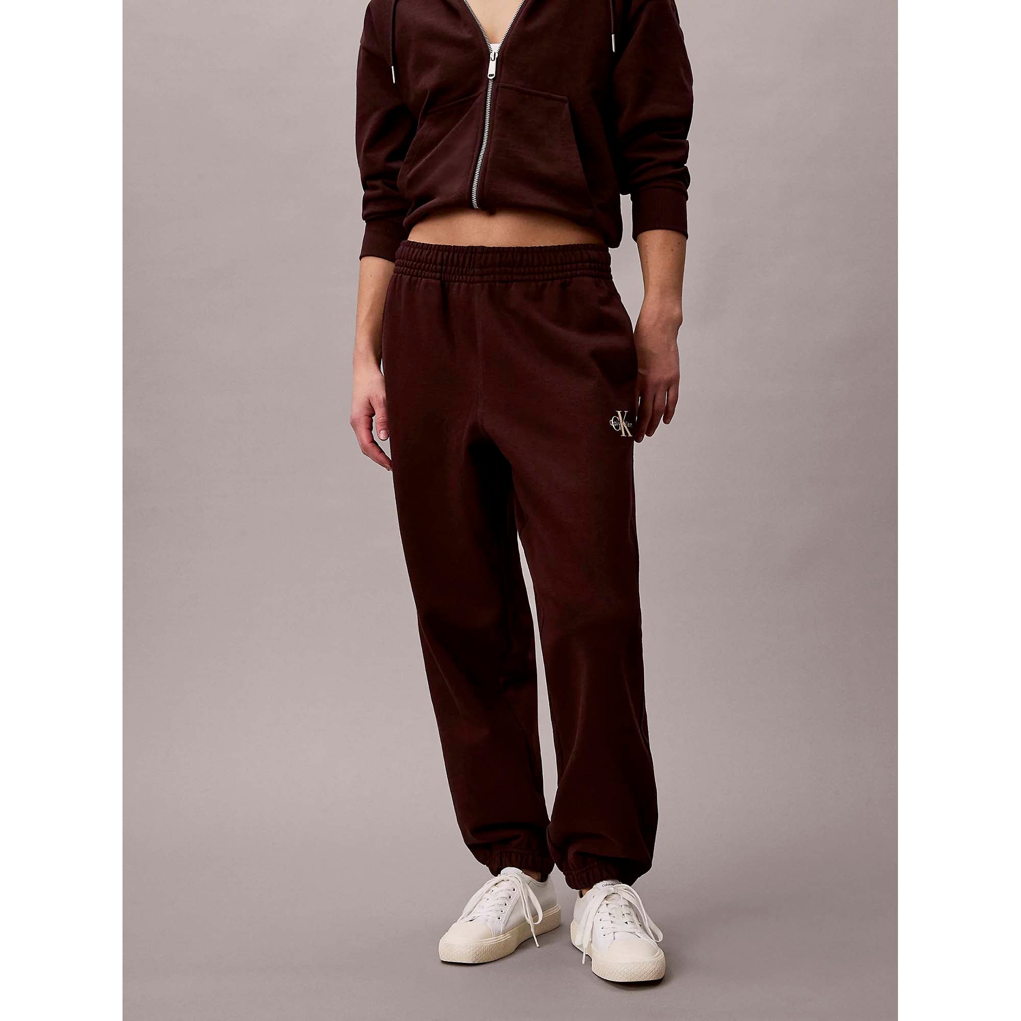 MONOLOGO_FRENCH_TERR_LV047B235G_2E8_Image_2