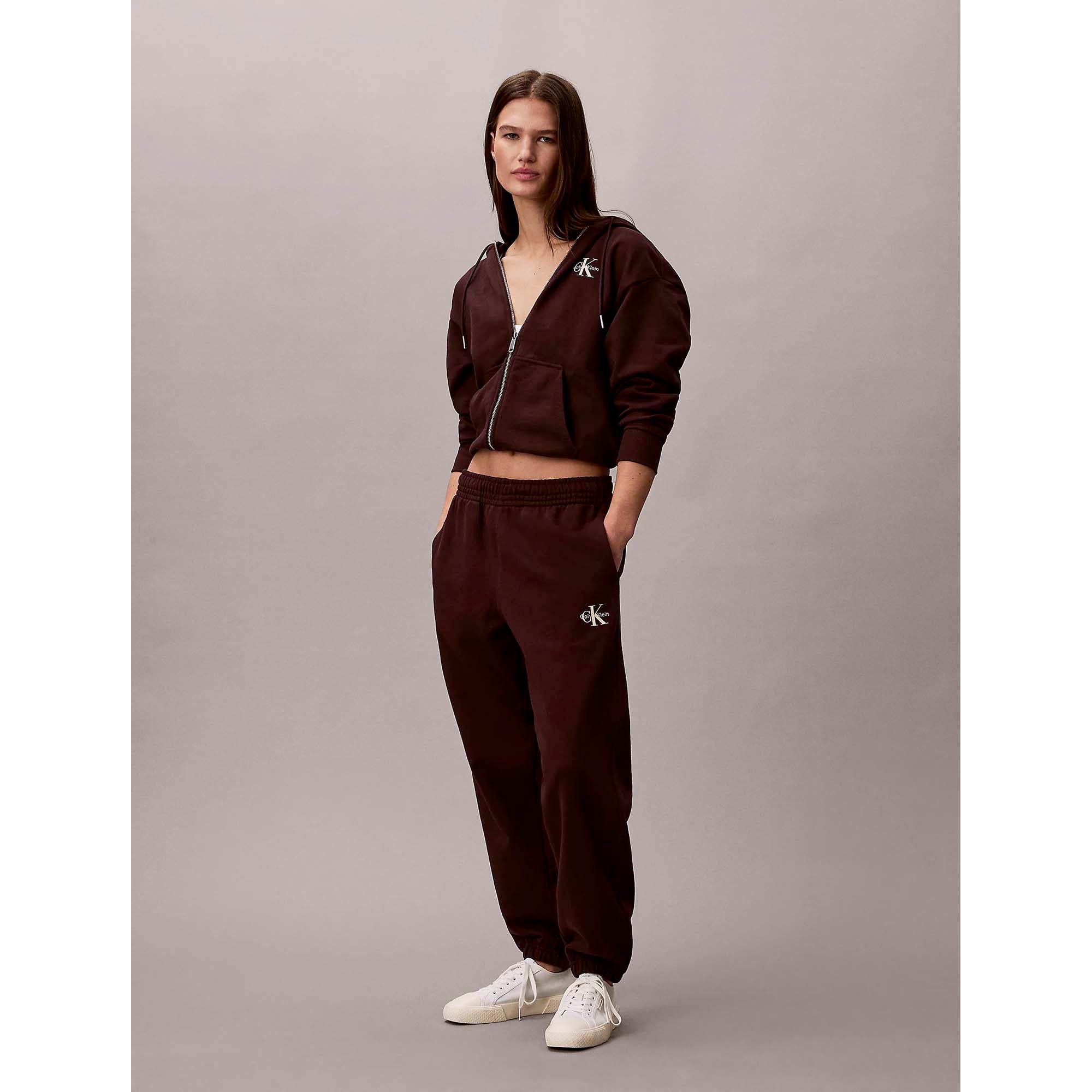 MONOLOGO_FRENCH_TERR_LV047B235G_2E8_Image_6