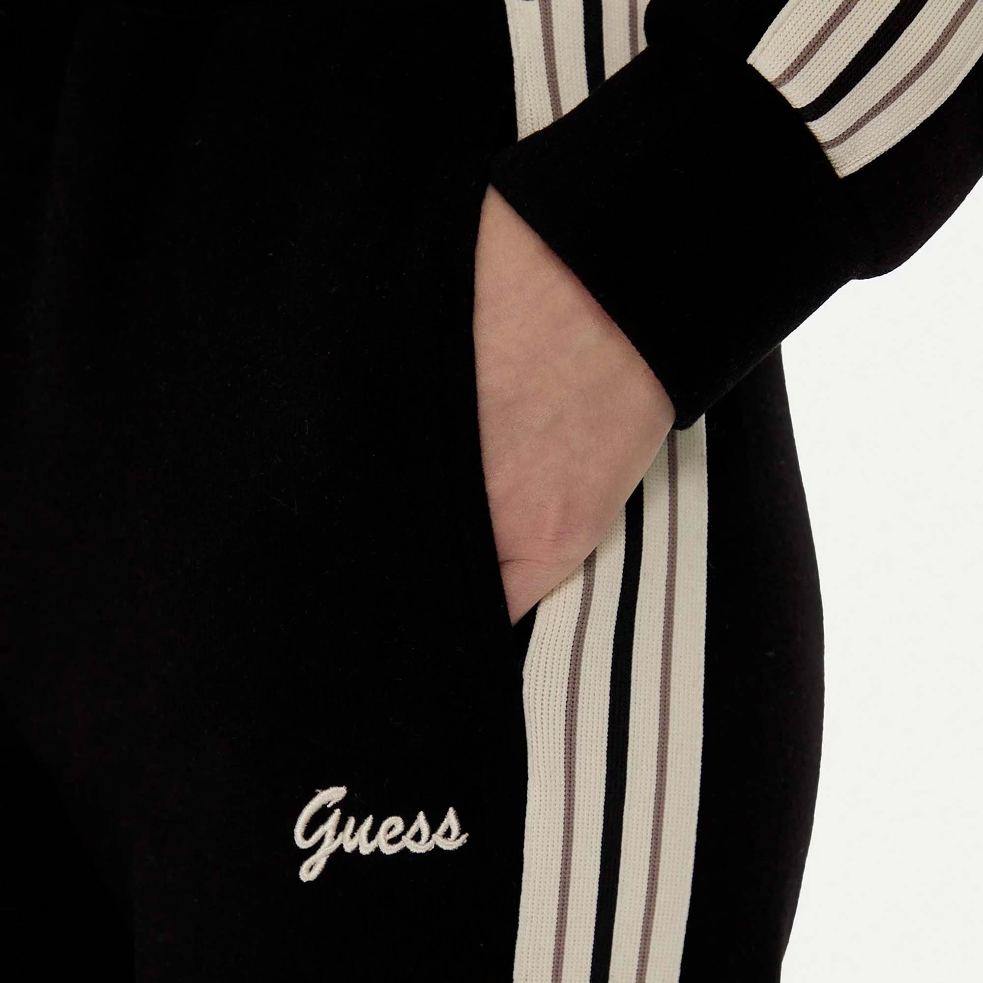 MURIEL_JOGGER_V5BB17KCX52_JBLK_Image_4