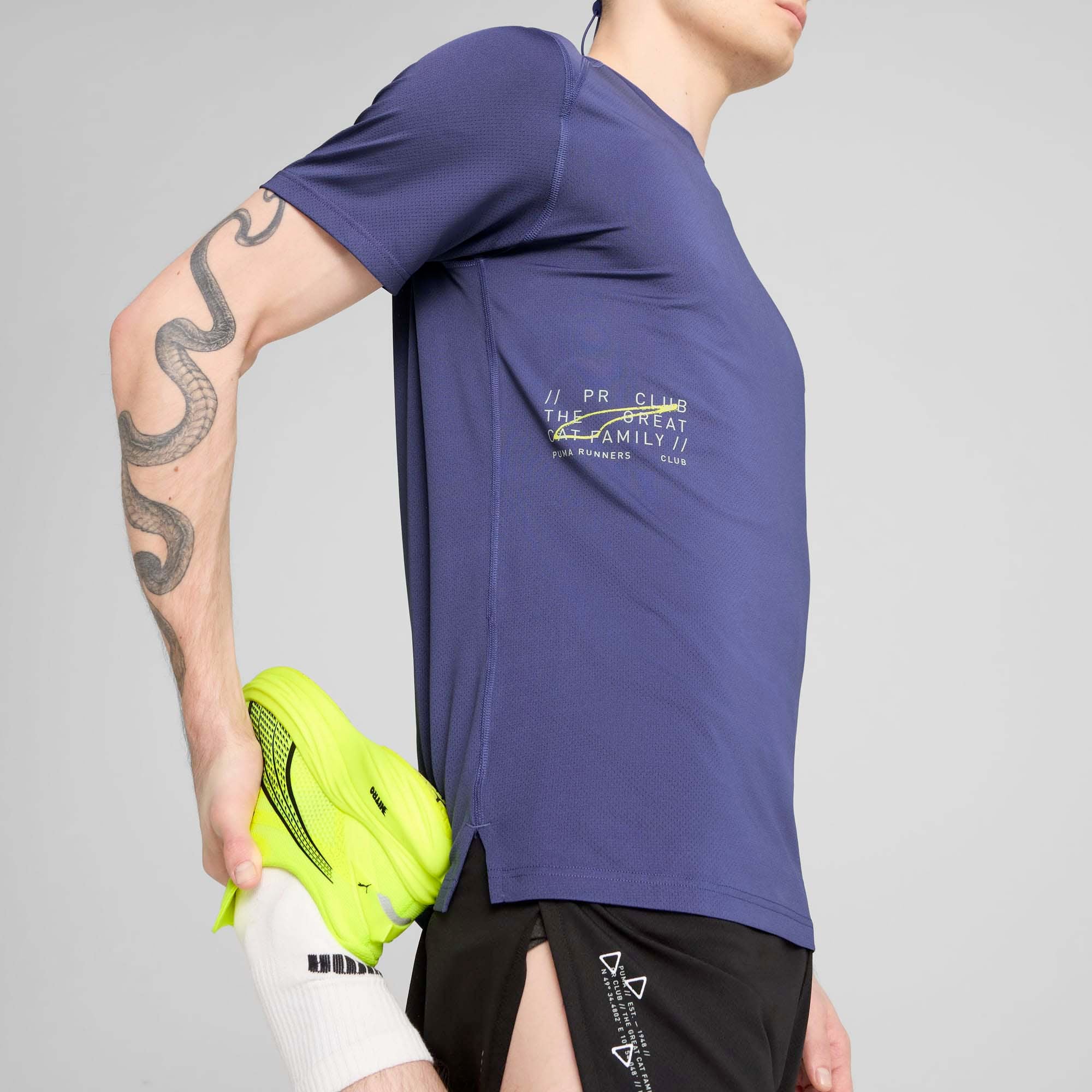 M_RUN_GRAPHIC_MESH_TEE_526631_46_Image_4