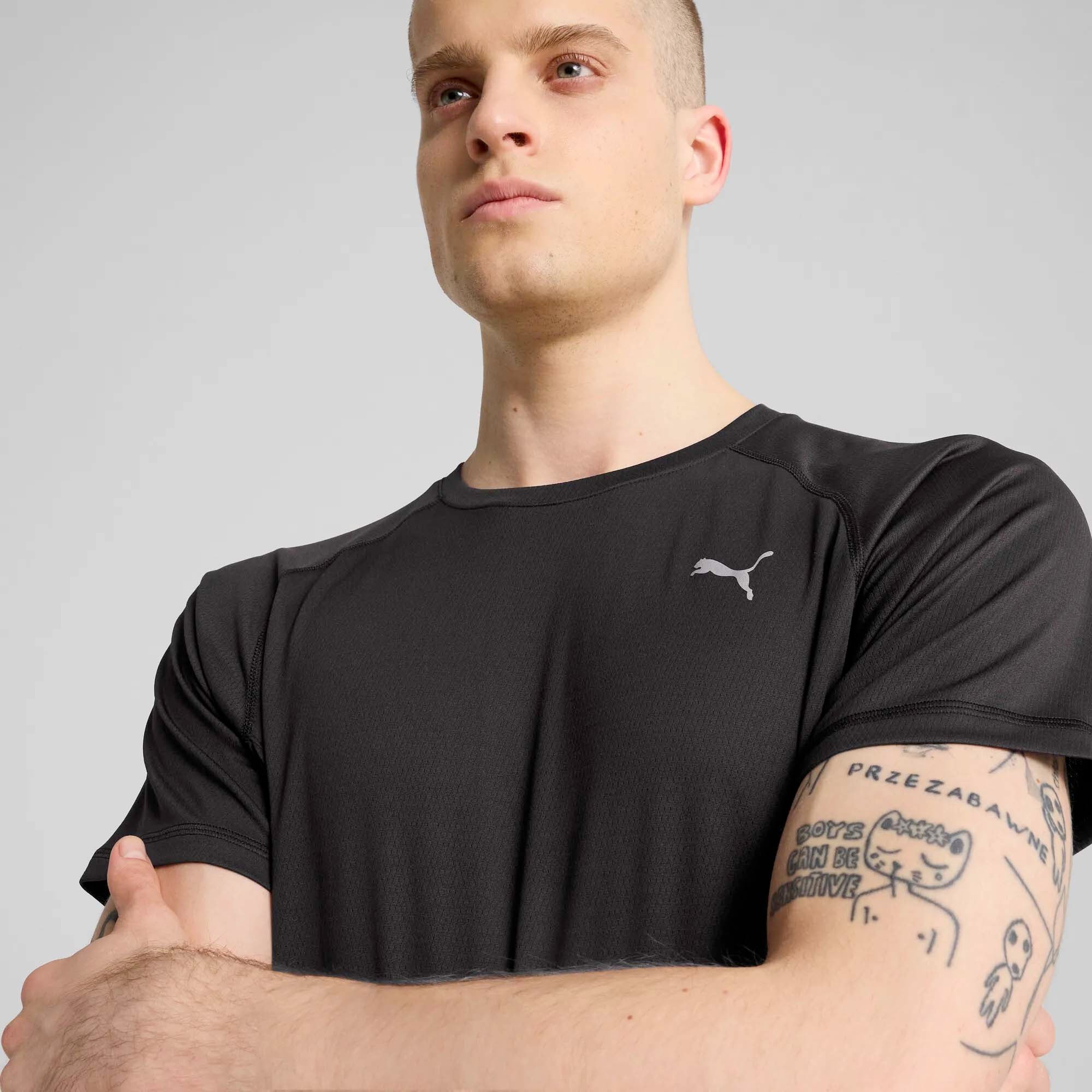 M_RUN_VELOCITY_TEE_POLY_526600_01_Image_4