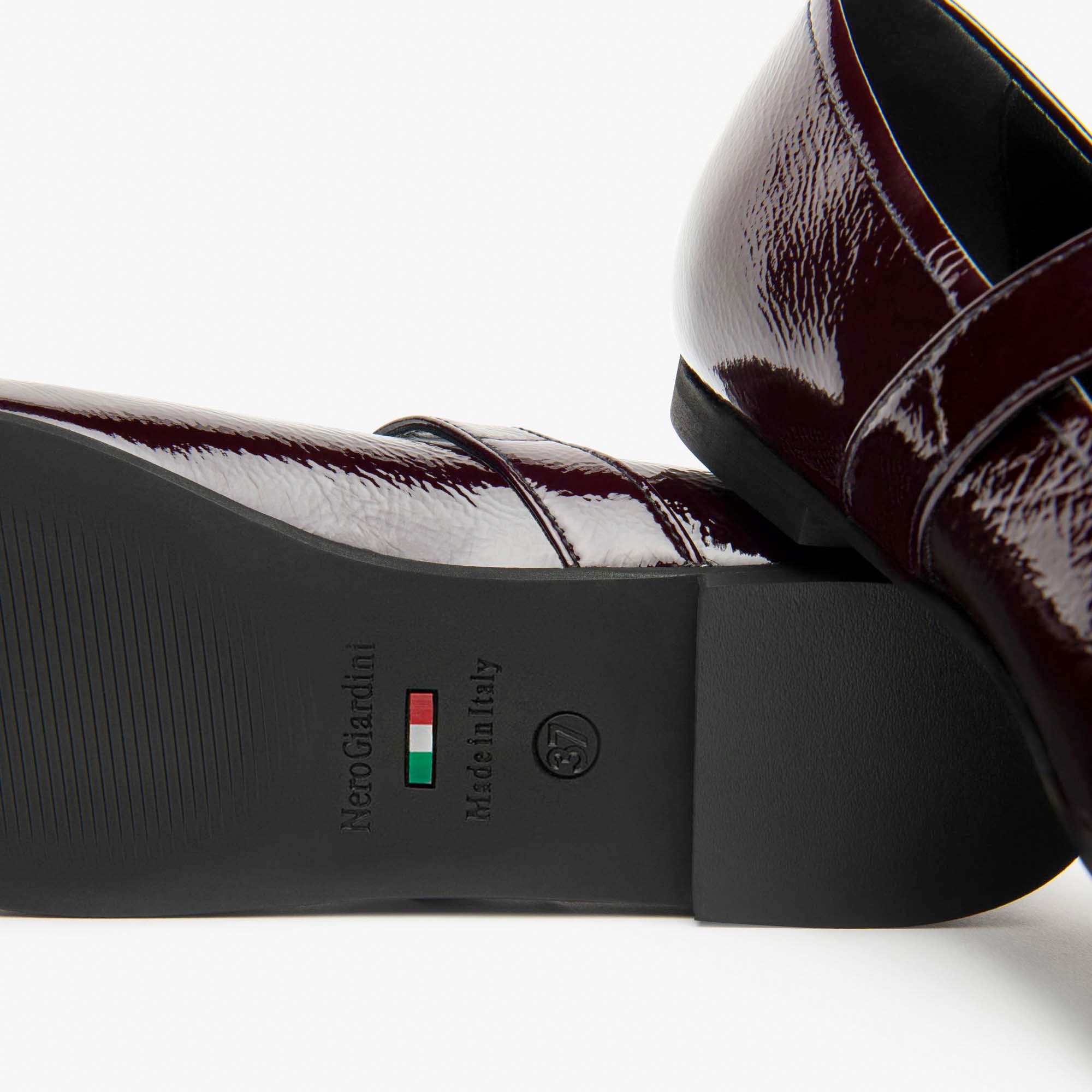 NAPLAK_67423_TPU_AVELLA_NERO_I514380D_613_Image_4