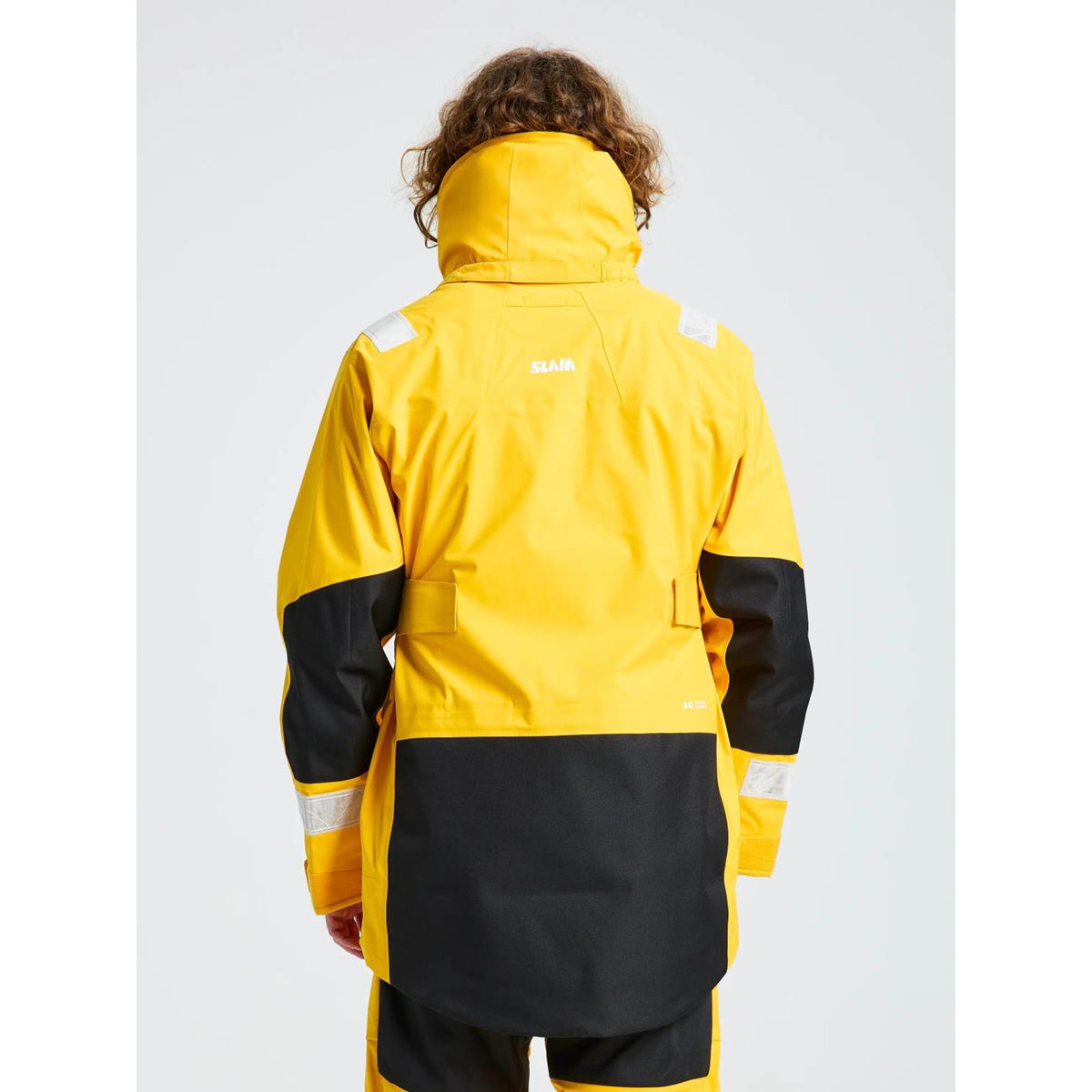 OCEAN_JACKET_A170011S00_W64_Image_3