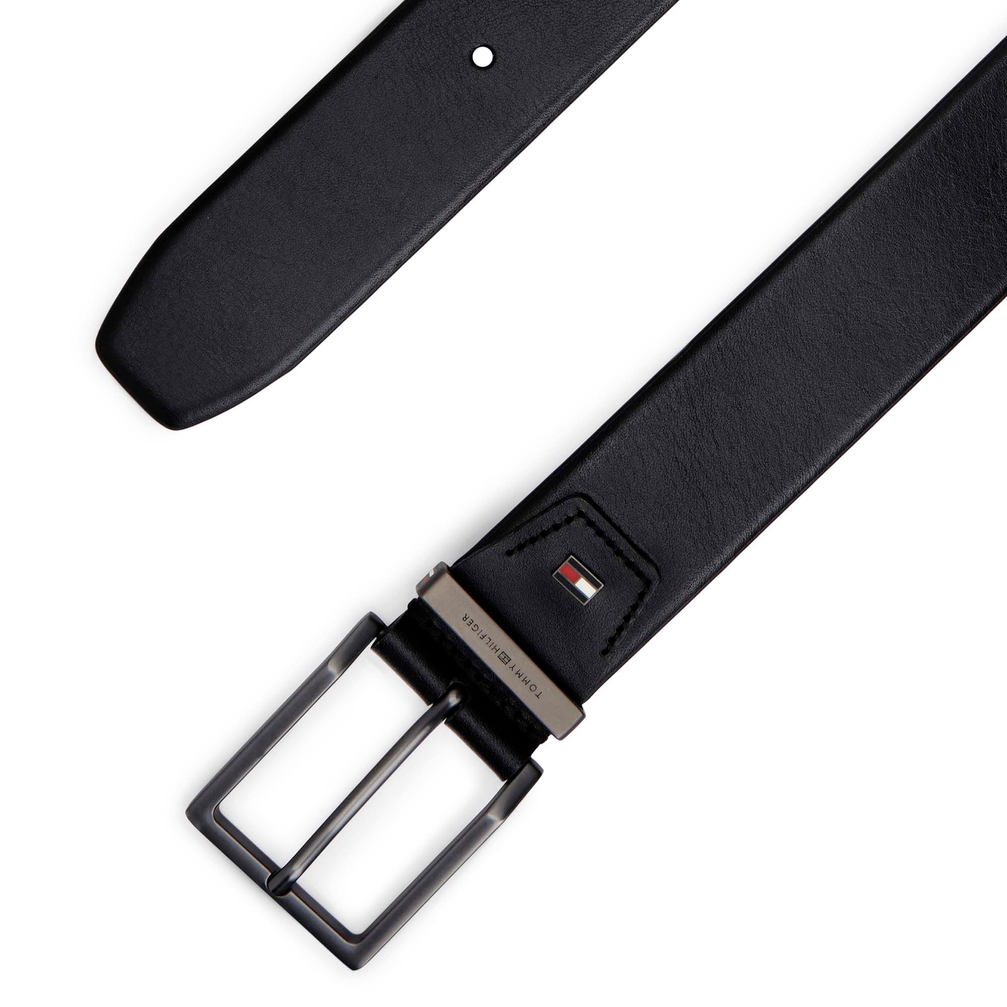 OLIVER_SEASONAL_40_AM0AM13943_BDS_Image_2