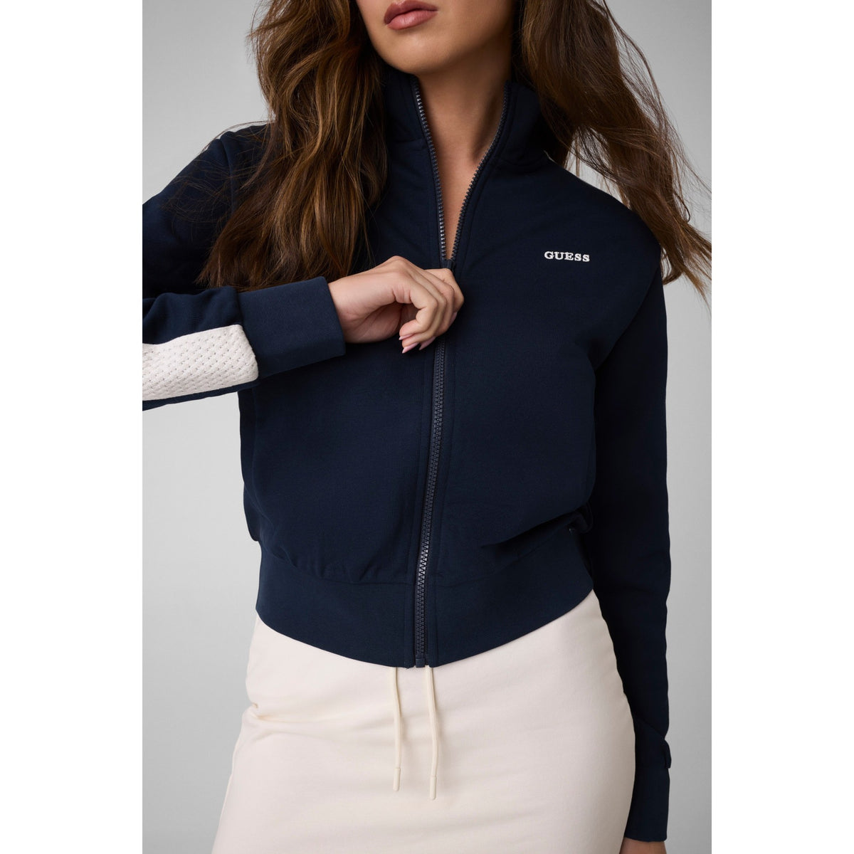PHOEBE_FULL_ZIP_HIGH_NECK_V6YQ26K5140_A71W_Image_5