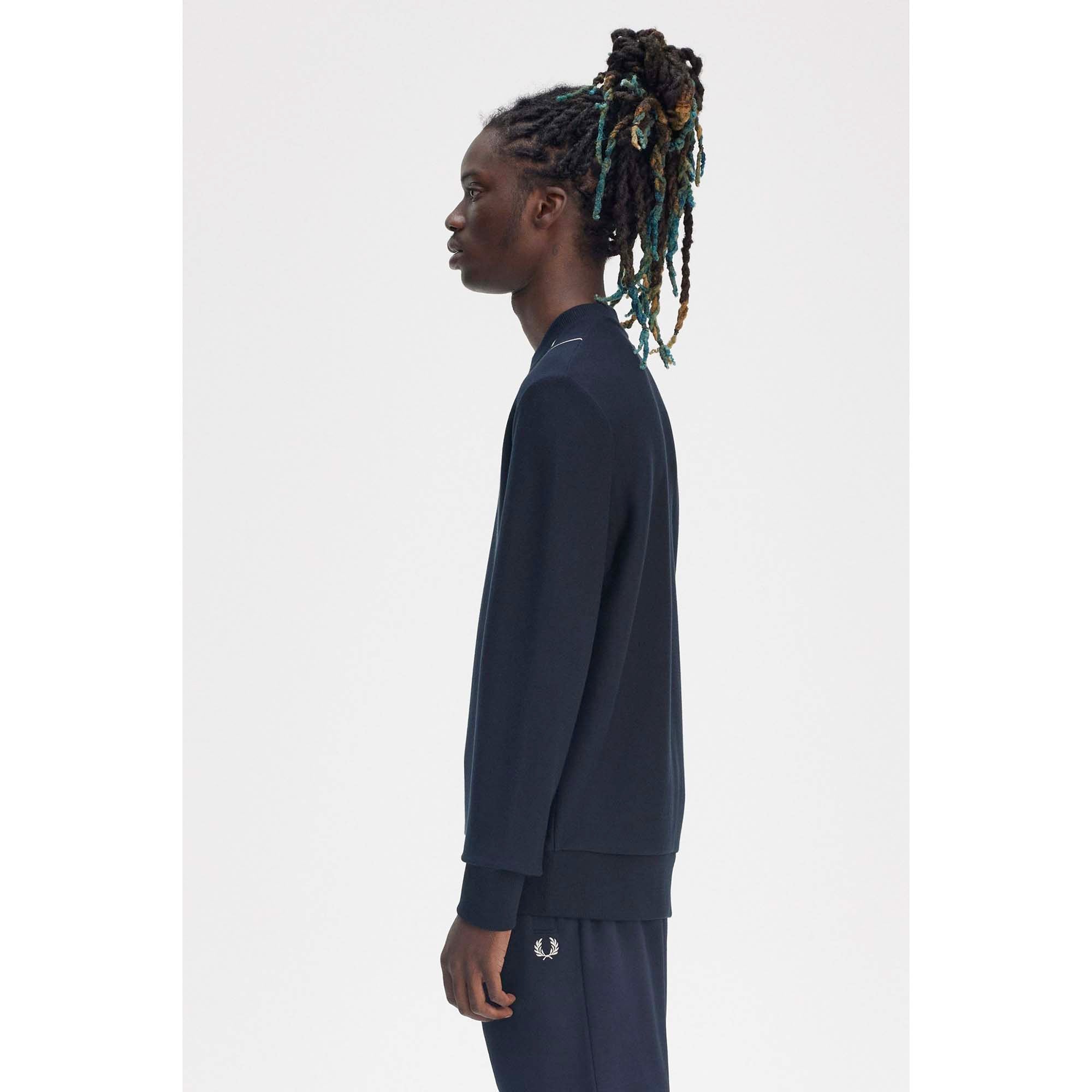 PINSTRIPE_SWEATSHIRT_M9850_608_Image_4