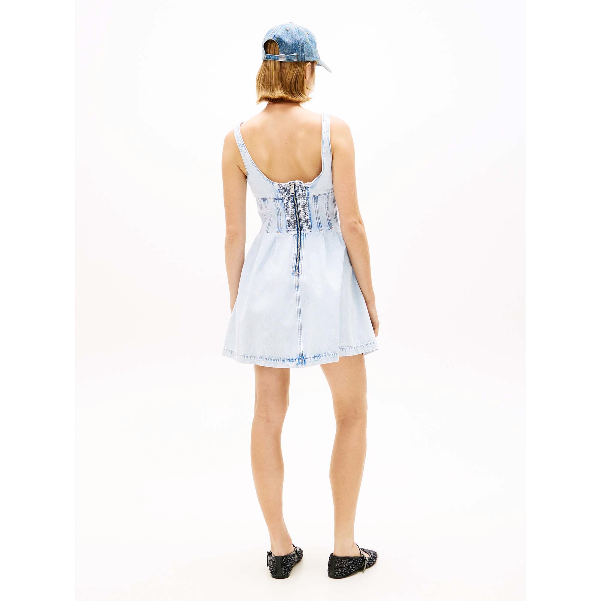 PLEAT_SEAM_DENIM_DRE_DW0DW22990_1AB_Image_3