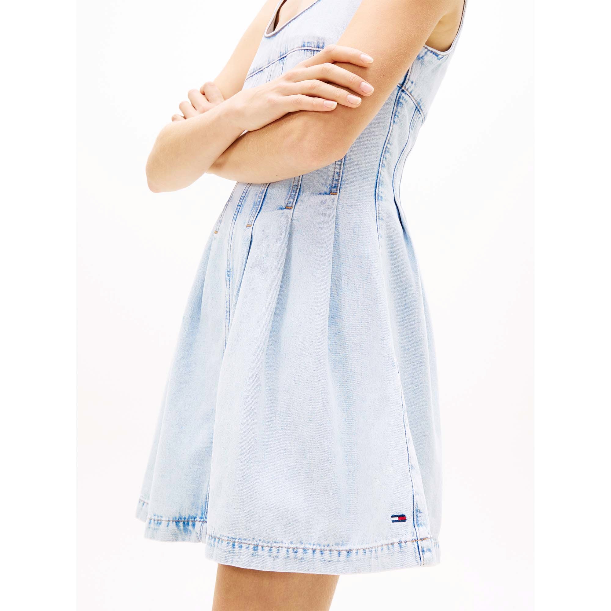 PLEAT_SEAM_DENIM_DRE_DW0DW22990_1AB_Image_5