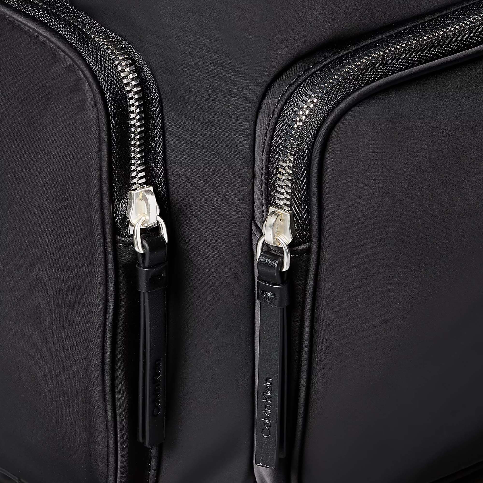 POCKET_NYLON_SATCHEL_LV04F3296G_UB1_Image_4