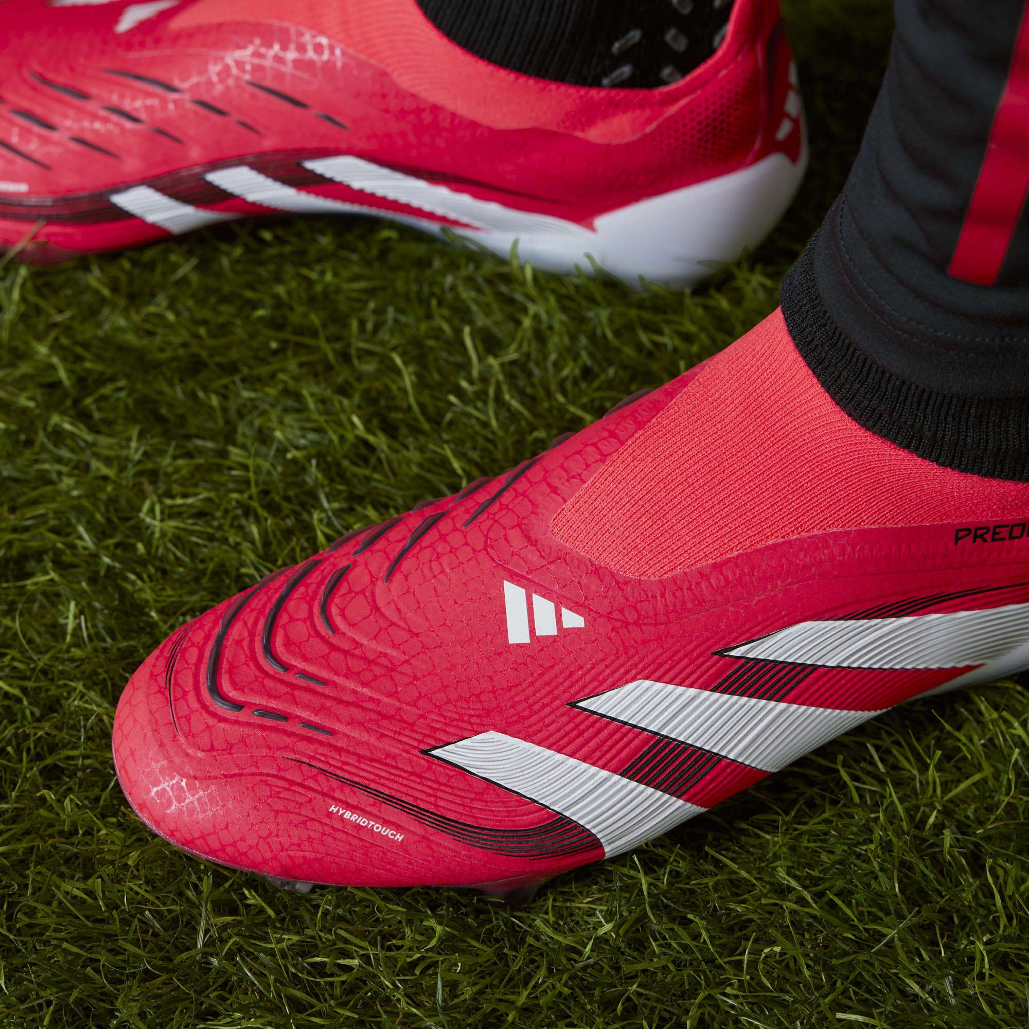 PREDATOR_ELITE_LL_FG_ID3877_LUCREDF_Image_8