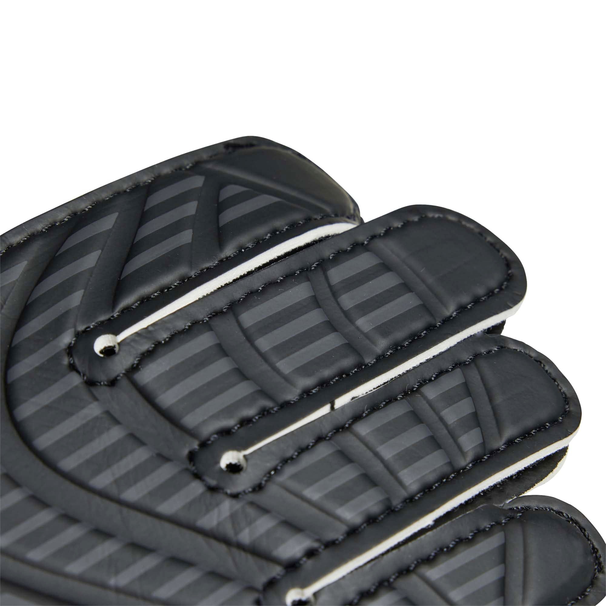 PRED_GL_TRN_J_IW6281_BLACKBL_Image_2