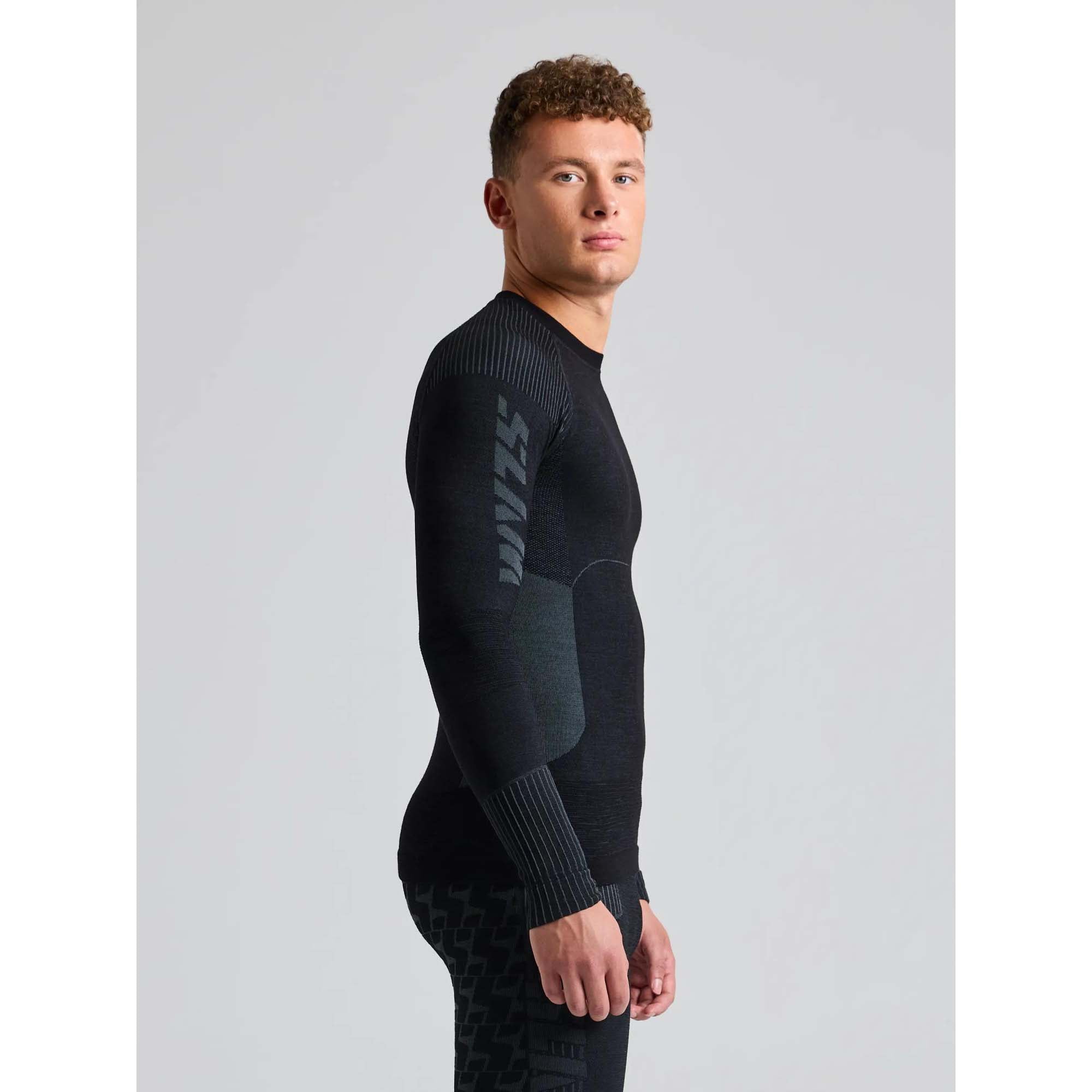 PRO_SEAMLESS_MERINO_TOP_A419006S00_W01_Image_3