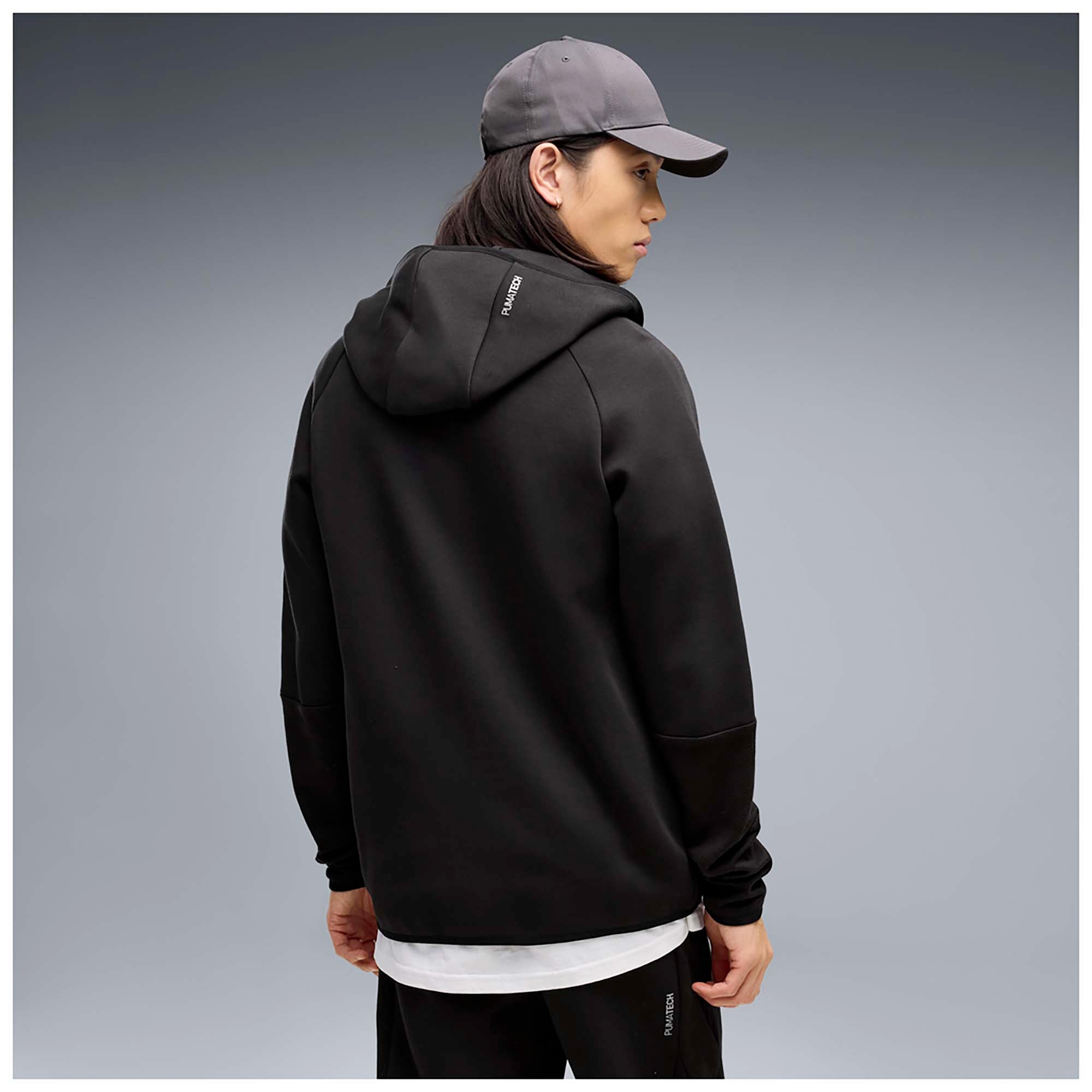 PUMATECH_SLIM_ELEVATED_FULL-ZIP_HOODIE_DK_693951_01_Image_3