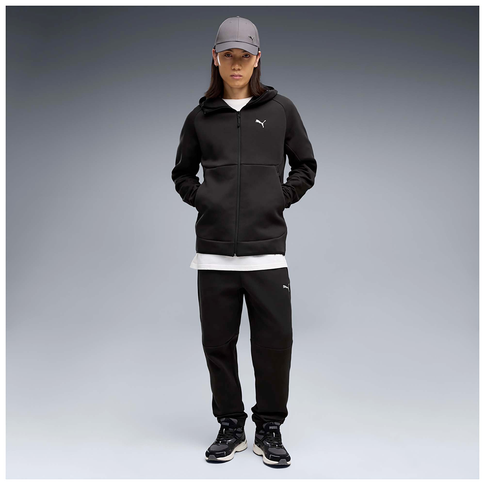 PUMATECH_SLIM_ELEVATED_FULL-ZIP_HOODIE_DK_693951_01_Image_4