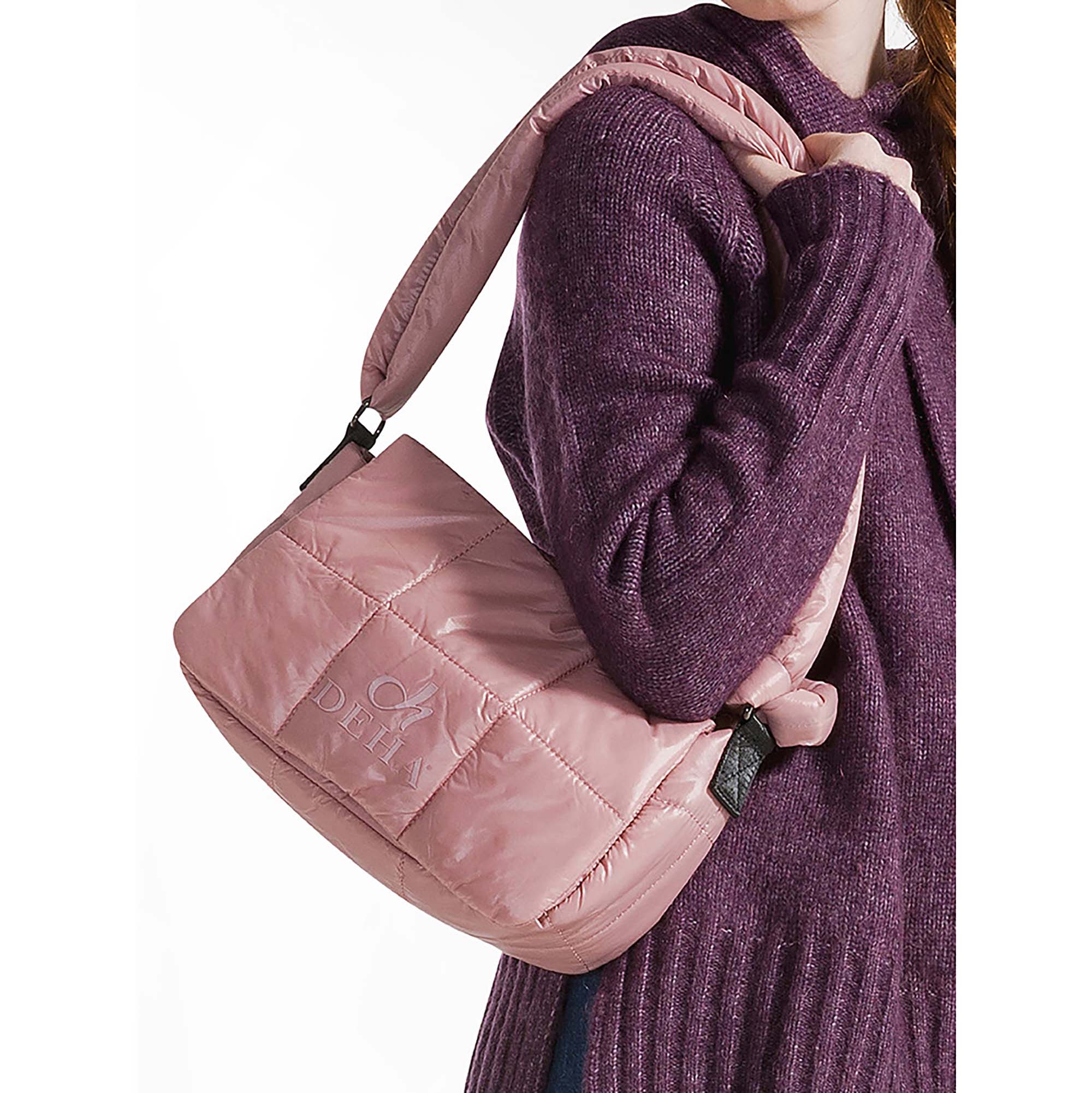 QUILTED_HAND_BAG_D12941_26310_Image_4