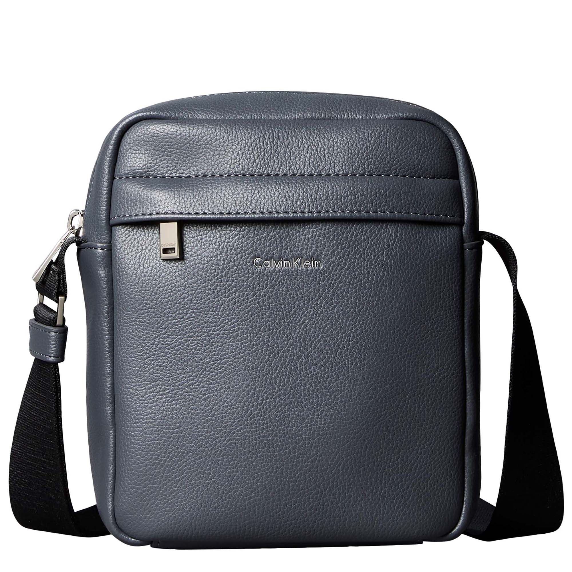 RAISED_REPORTER_LV04D3160G_PCX_Image_1