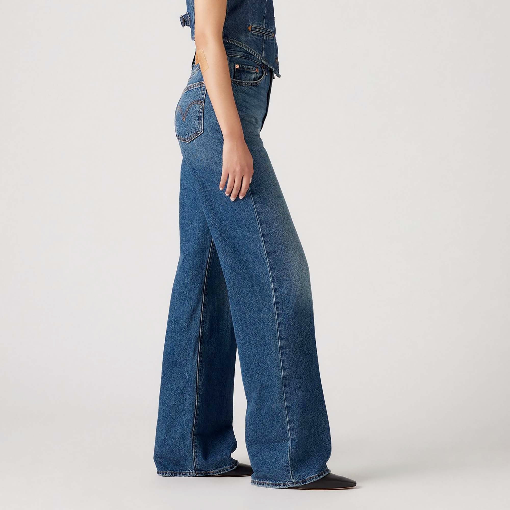 RIBCAGE_WIDE_LEG_H223_POLAR_PERIMITER_A6081_0012_Image_4