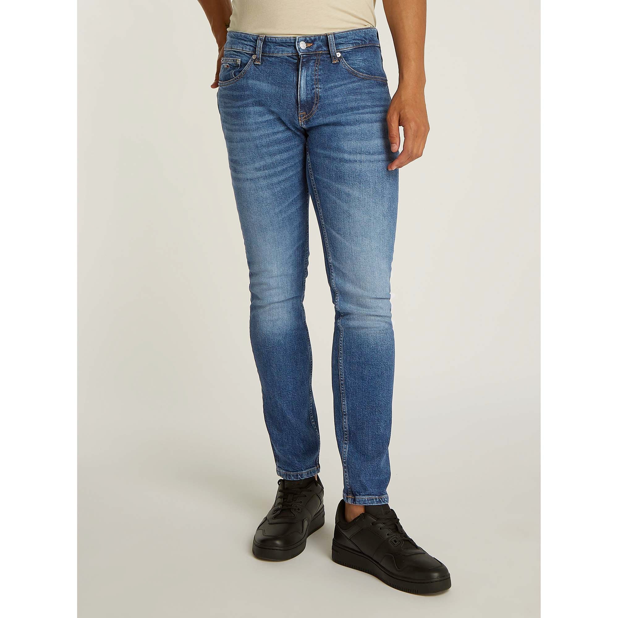 SCANTON_SLIM_AI5157_DM0DM21136_1BK_Image_3