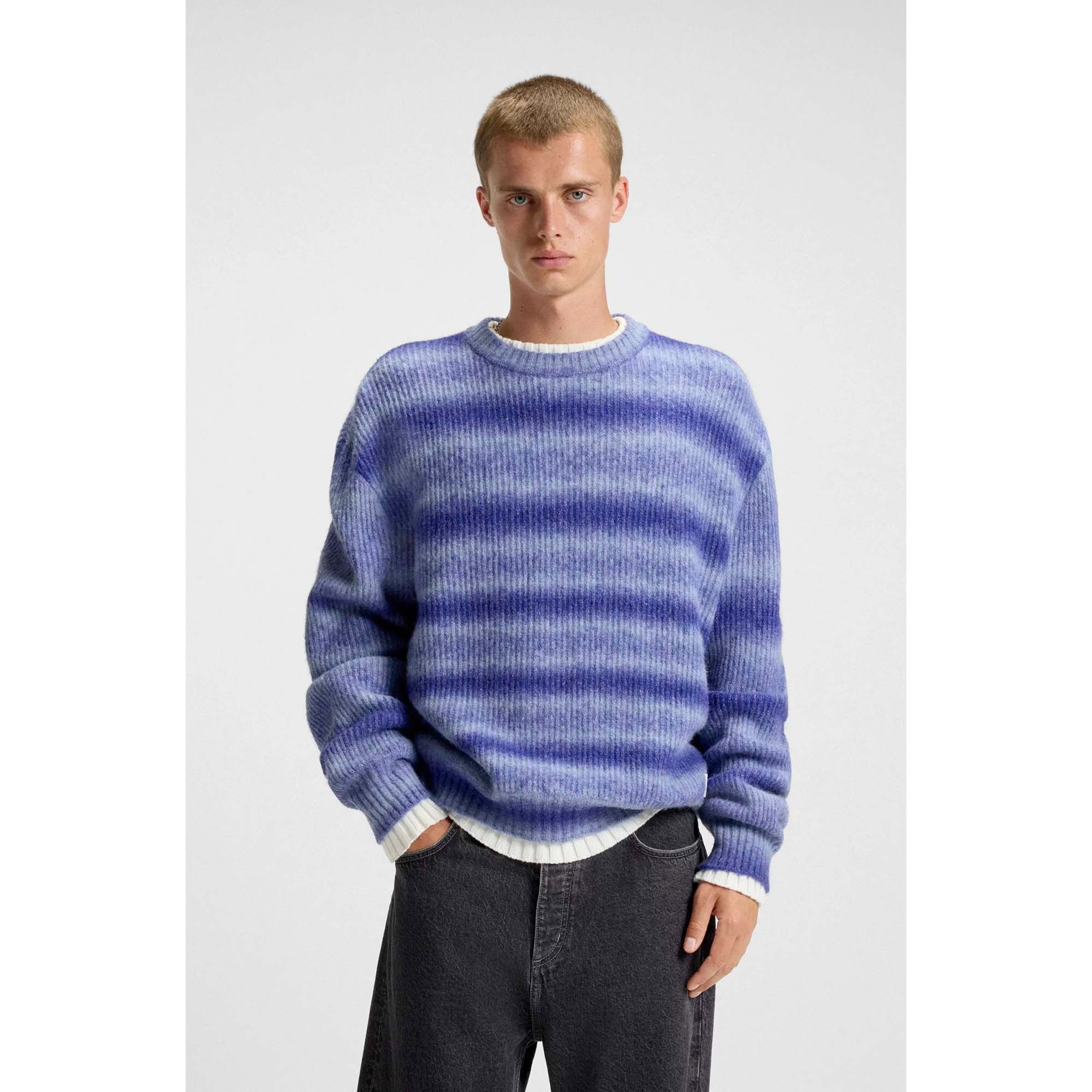 SFUSI_10274298_01_50548854_493_Image_2