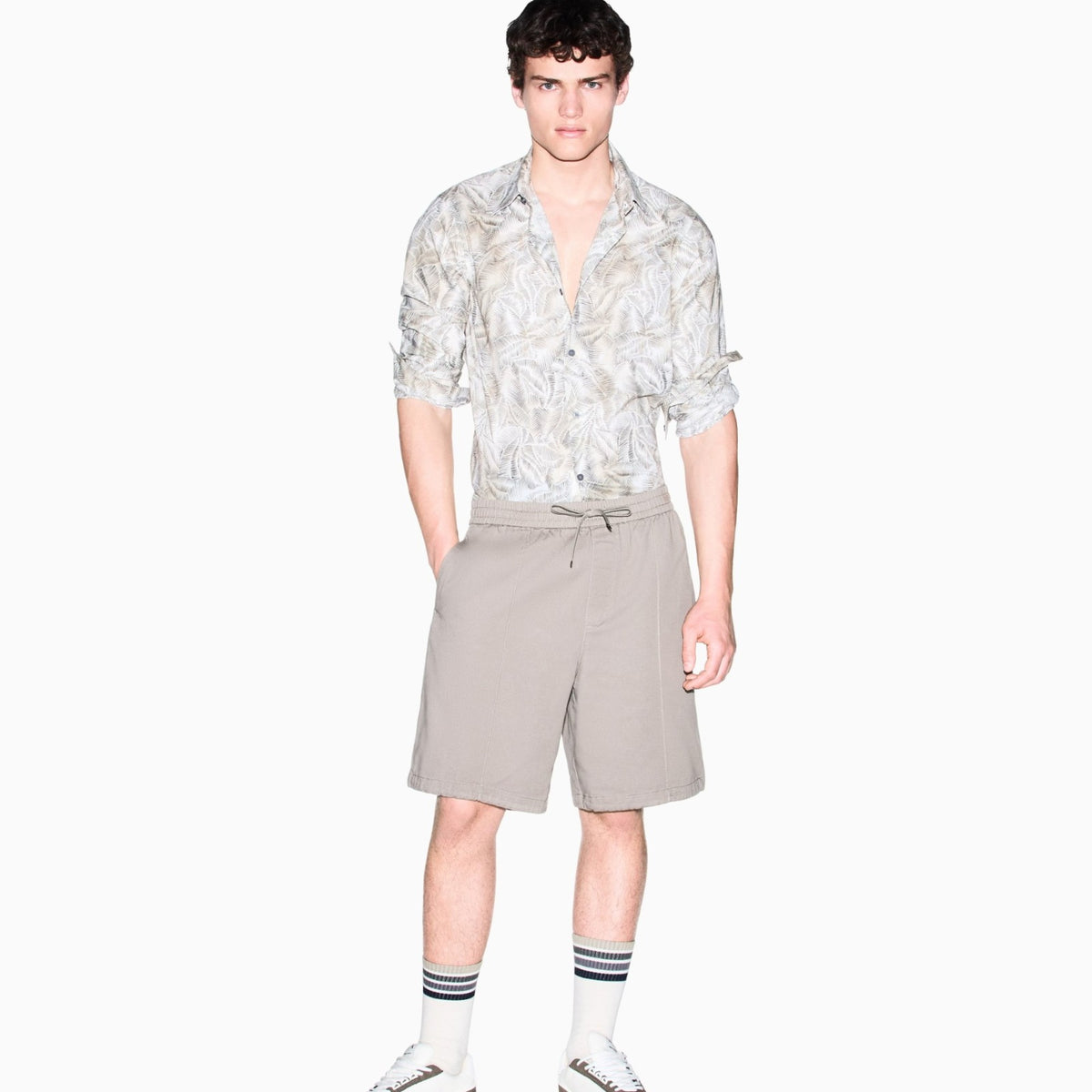 SHIRT_XM002290AF22716_F1146_Image_4